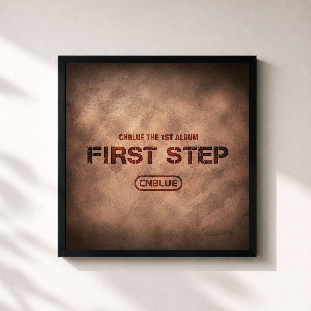 #noir Tableau carré de l'album FIRST STEP de CNBLUE, cadre noir 32x32 cm