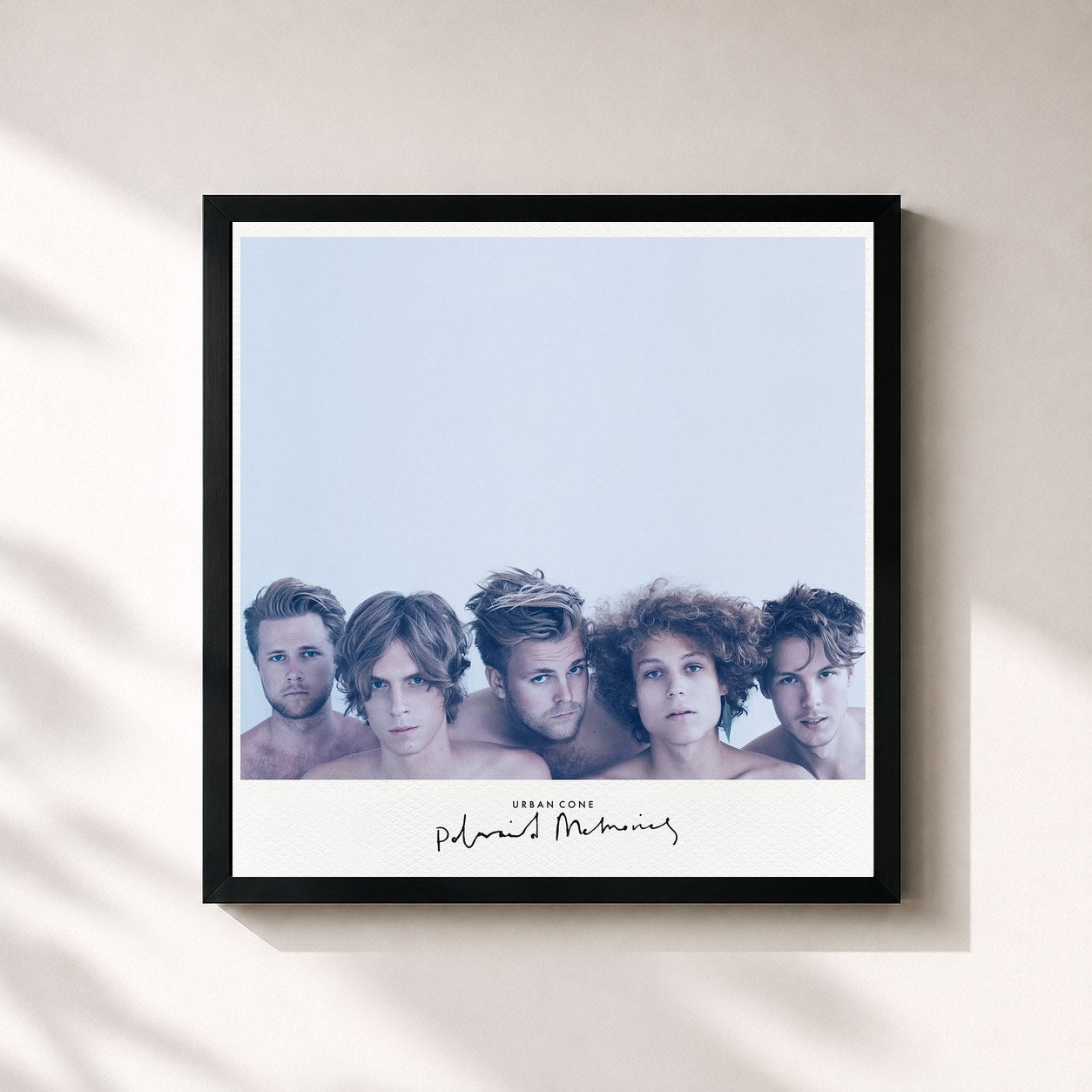 #noir Tableau carré de l'album Polaroid Memories de Urban Cone, cadre noir 32x32 cm
