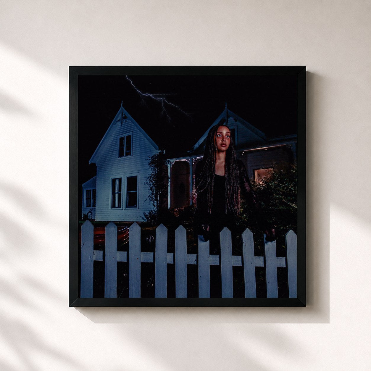 #noir Tableau carré de l'album to hell with it de PinkPantheress, cadre noir 32x32 cm