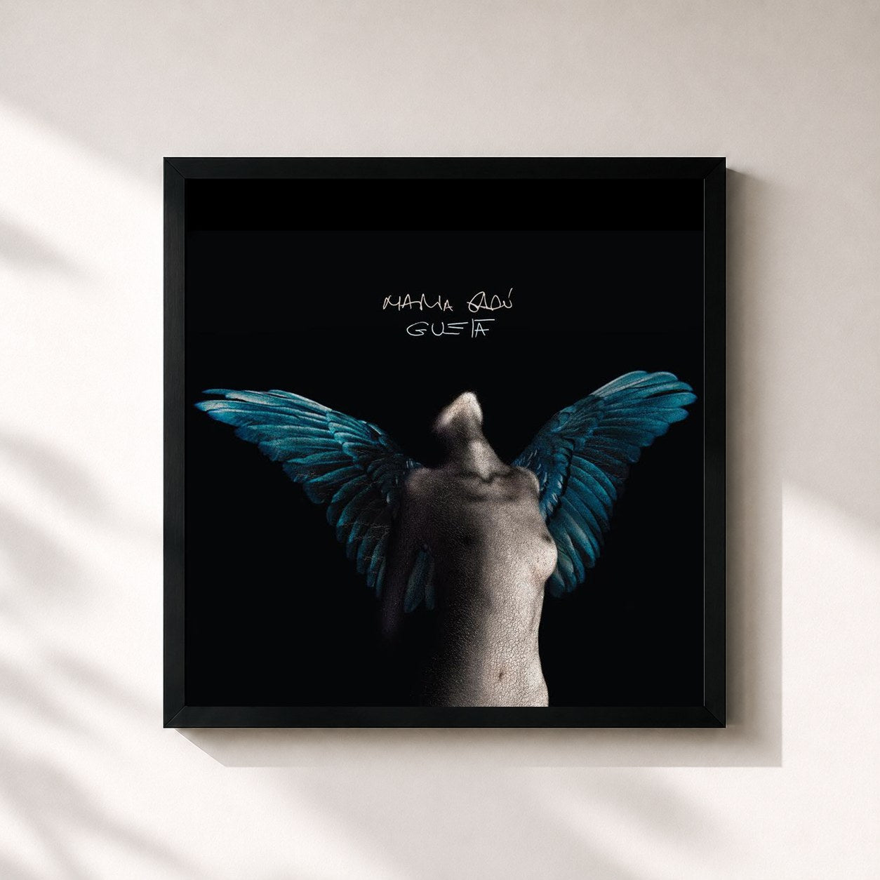 #noir Tableau carré de l'album Guelã de Maria Gadú, cadre noir 32x32 cm
