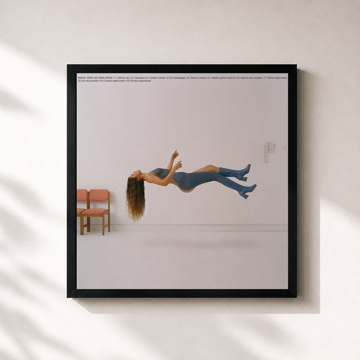 #noir Tableau carré de l'album Pero No Pasa Nada de Amaia, cadre noir 32x32 cm