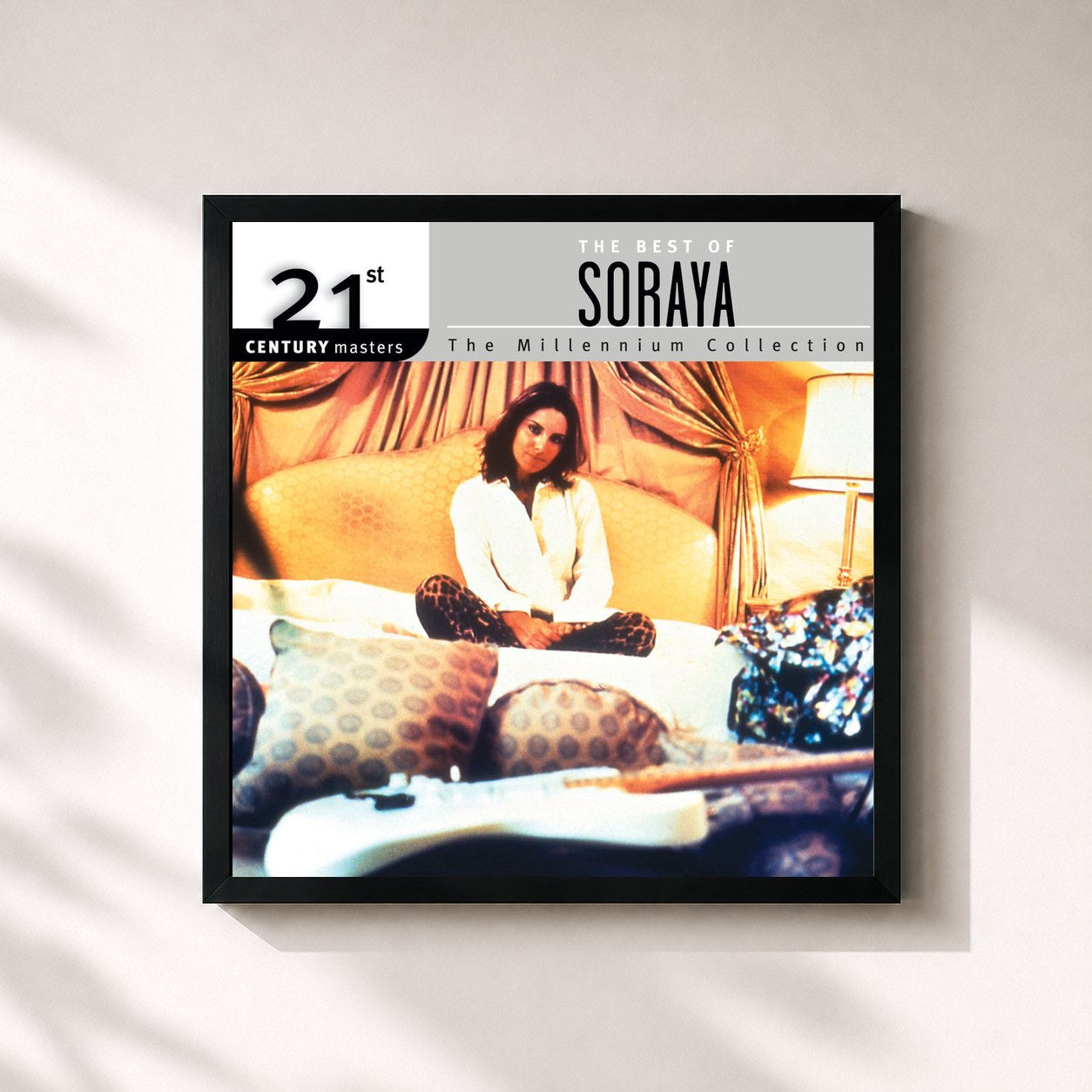 #noir Tableau carré de l'album 21st Century Masters de Soraya, cadre noir 32x32 cm