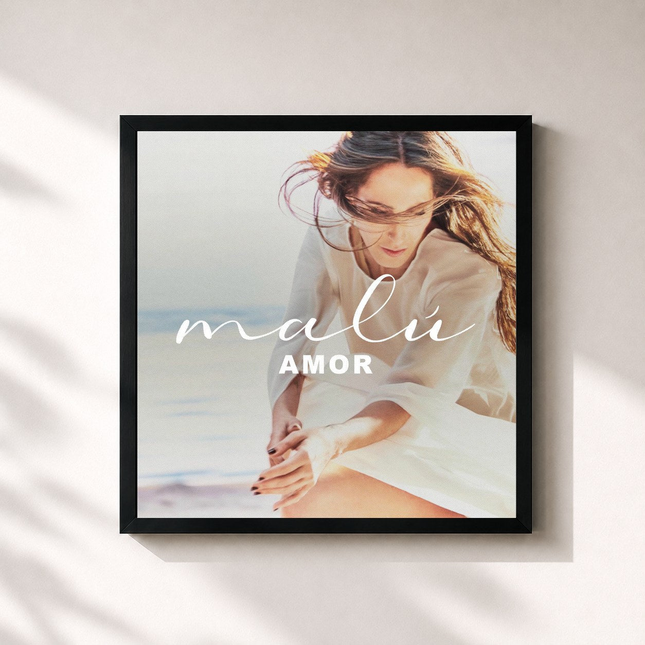 #noir Tableau carré de l'album Malú: amor de Malú, cadre noir 32x32 cm