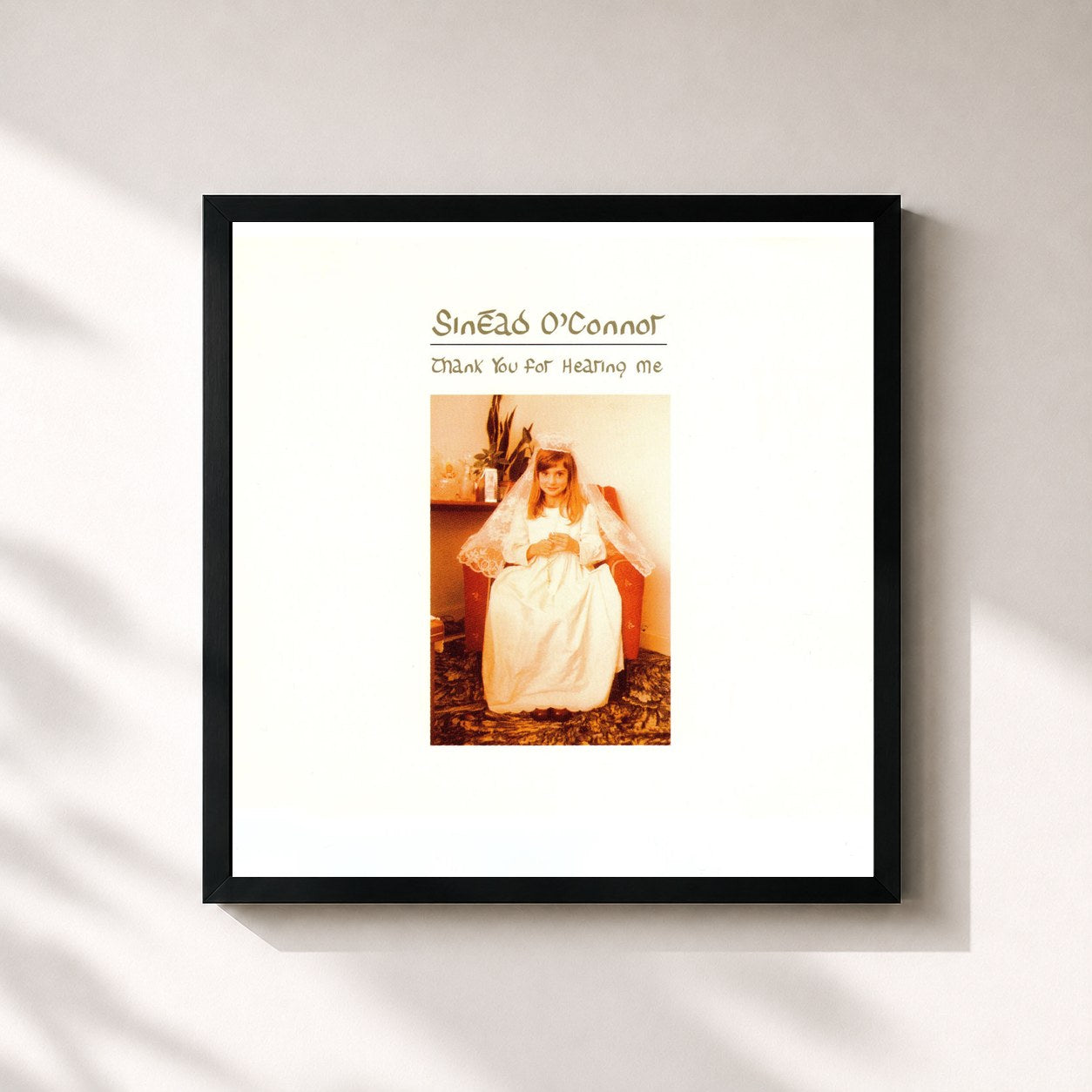 #noir Tableau carré de l'album Thank You for Hearing Me de Sinéad O'Connor, cadre noir 32x32 cm
