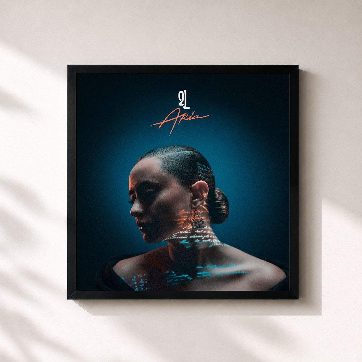 #noir Tableau carré de l'album Aria de 2L, cadre noir 32x32 cm