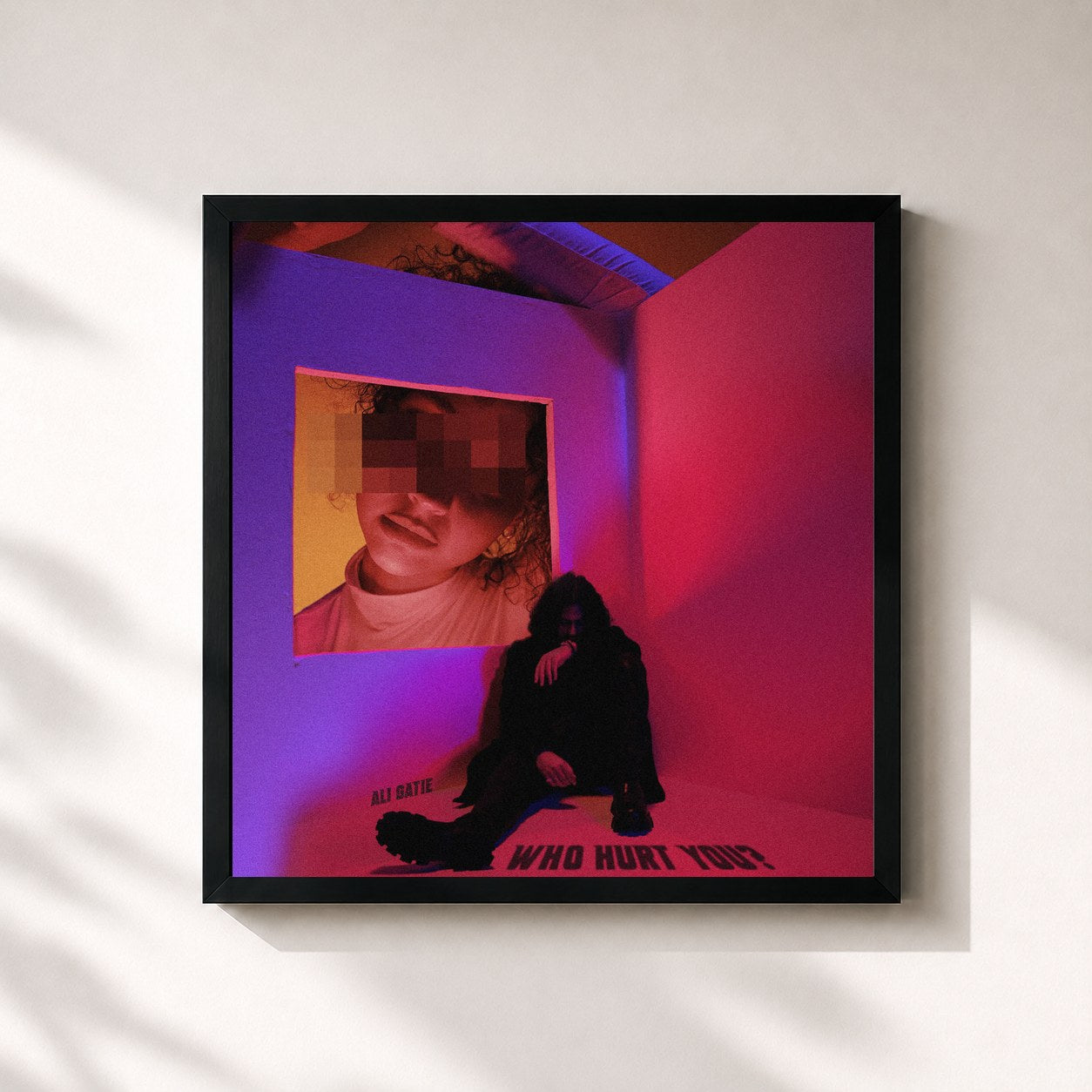 #noir Tableau carré de l'album WHO HURT YOU? (Deluxe) de Ali Gatie, cadre noir 32x32 cm