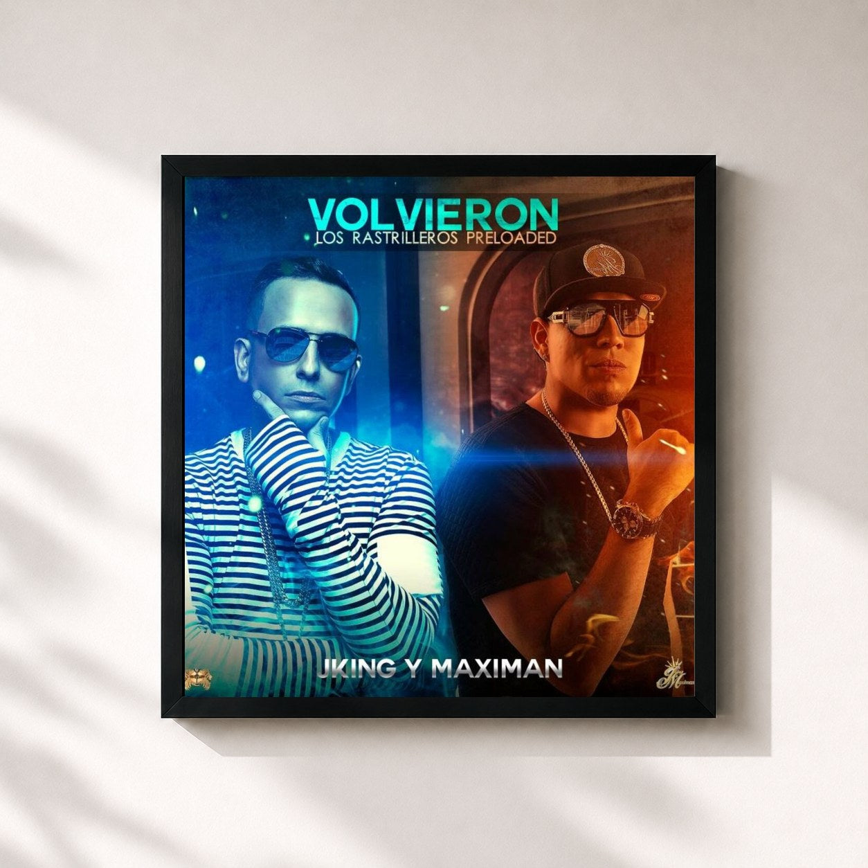 #noir Tableau carré de l'album Volvieron los Rastrilleros (Pre Loaded) de J King Y Maximan, cadre noir 32x32 cm