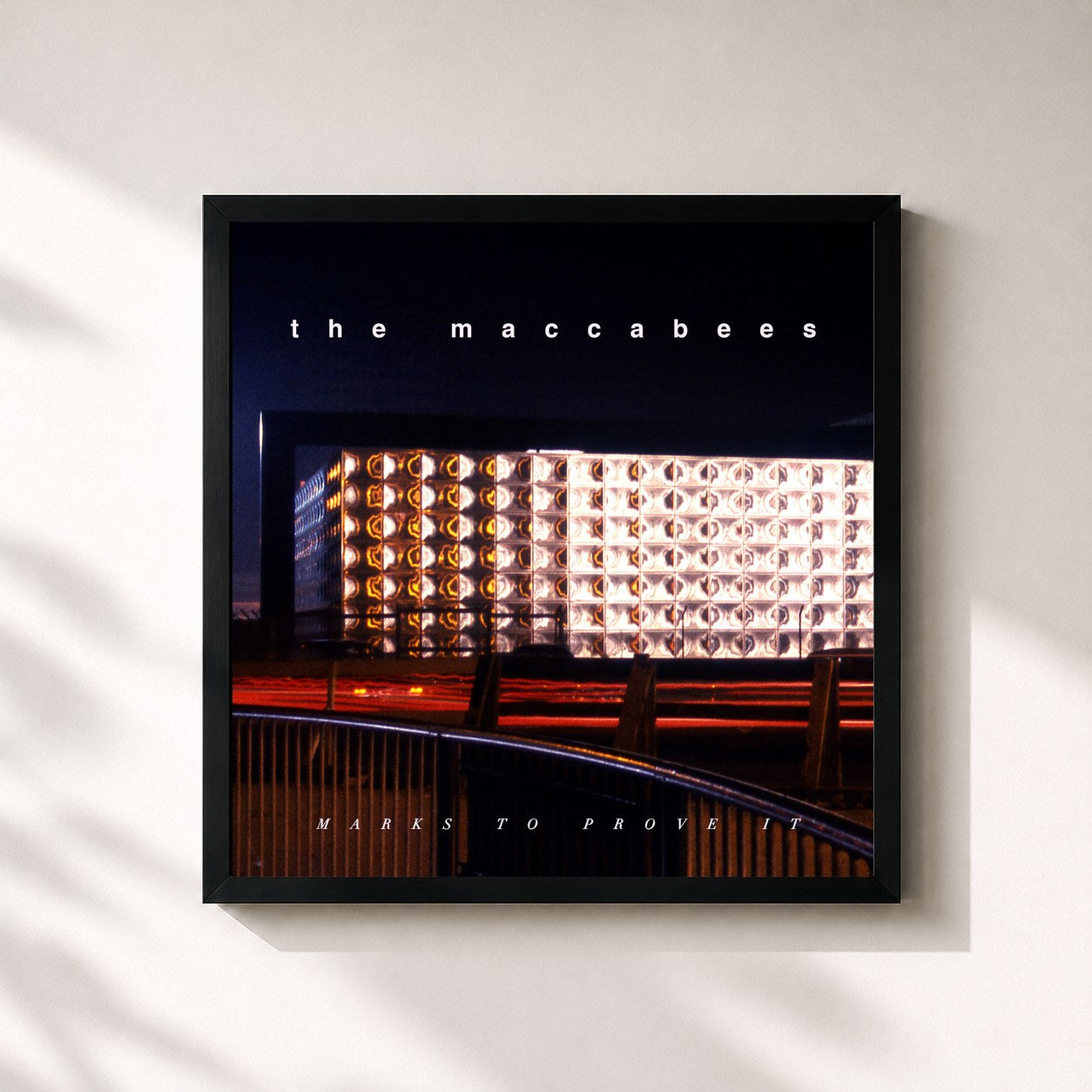 #noir Tableau carré de l'album Marks To Prove It de The Maccabees, cadre noir 32x32 cm