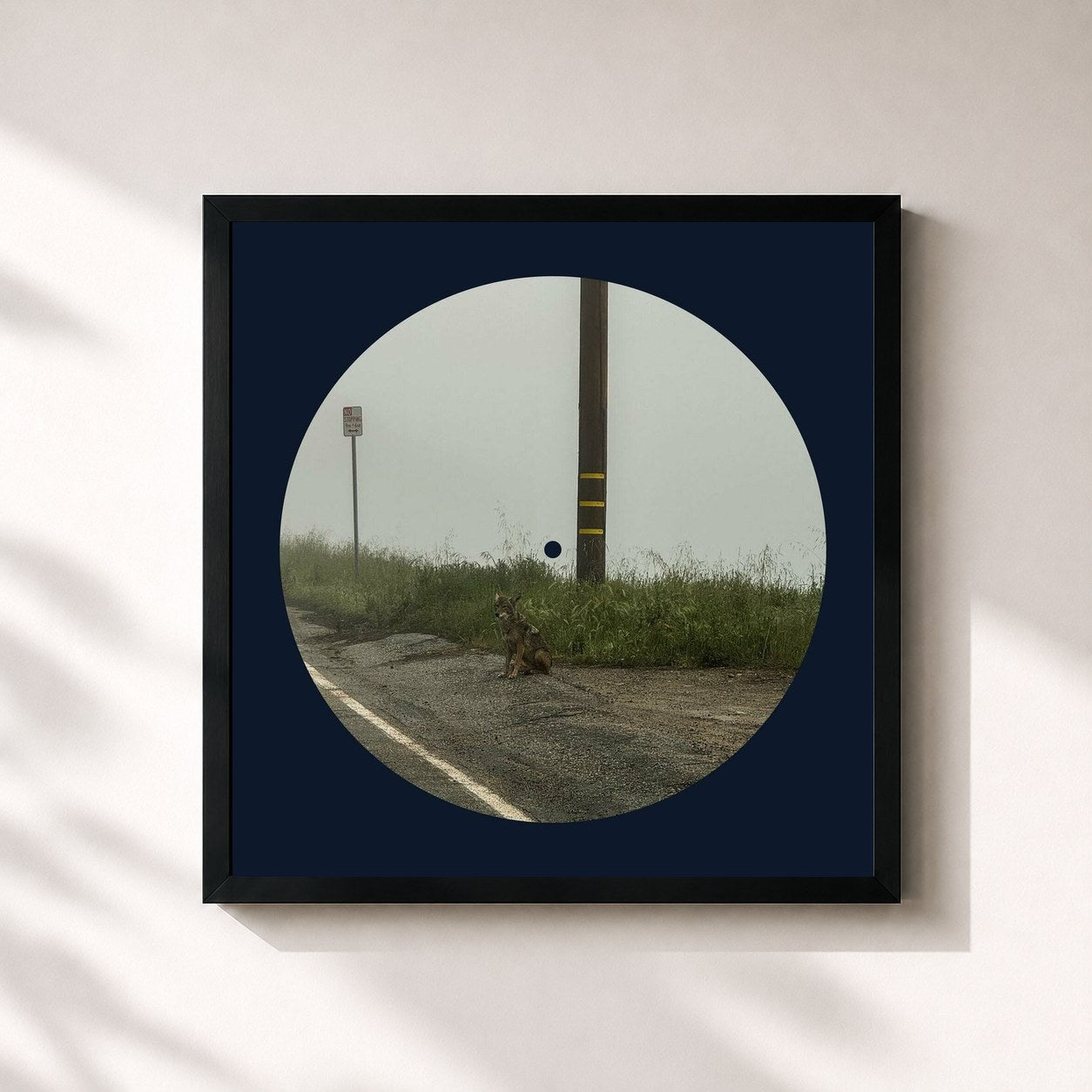 #noir Tableau carré de l'album 14 minutes de Dominic Fike, cadre noir 32x32 cm