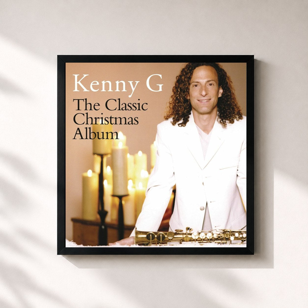 #noir Tableau carré de l'album The Classic Christmas Album de Kenny G, cadre noir 32x32 cm
