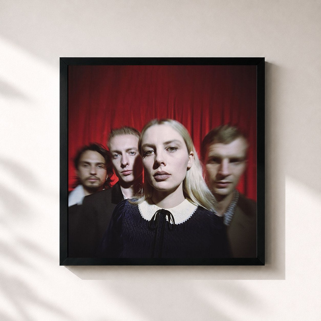 #noir Tableau carré de l'album Blue Weekend (Tour Deluxe) de Wolf Alice, cadre noir 32x32 cm