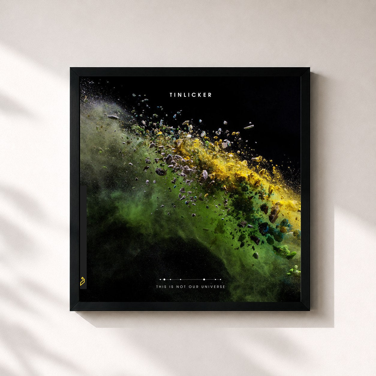 #noir Tableau carré de l'album This Is Not Our Universe de Tinlicker, cadre noir 32x32 cm