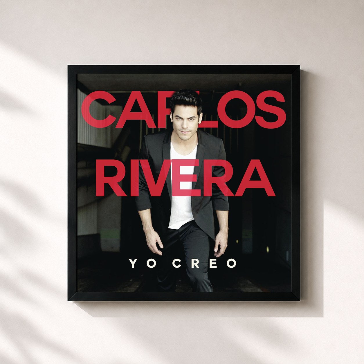 #noir Tableau carré de l'album Yo Creo de Carlos Rivera, cadre noir 32x32 cm