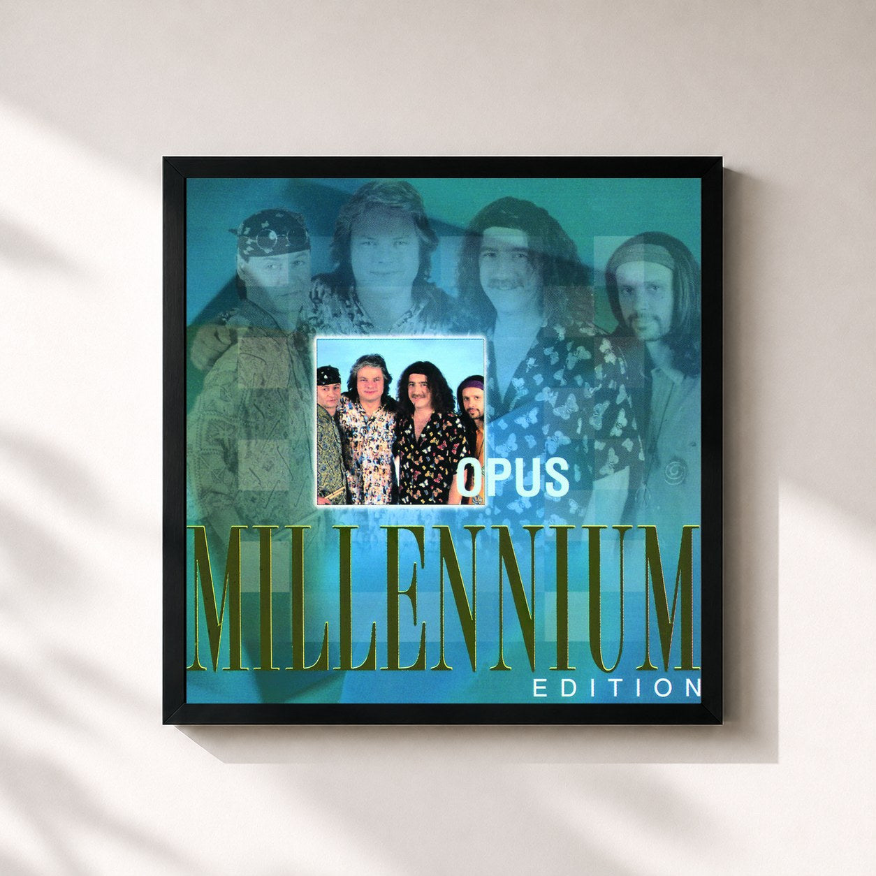 #noir Tableau carré de l'album Millennium Edition de Opus, cadre noir 32x32 cm