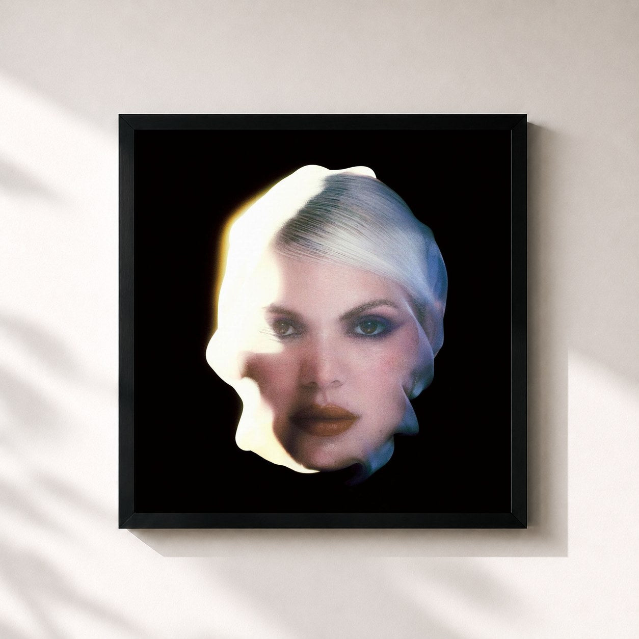 #noir Tableau carré de l'album Te Amo Lá Fora de DUDA BEAT, cadre noir 32x32 cm