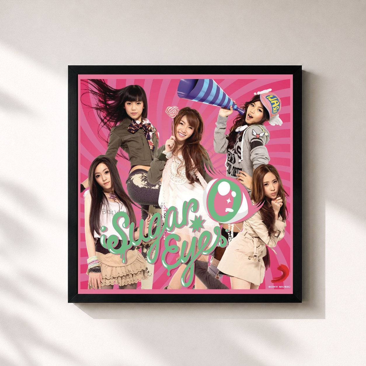 #noir Tableau carré de l'album Sugar Eyes de Sugar Eyes, cadre noir 32x32 cm
