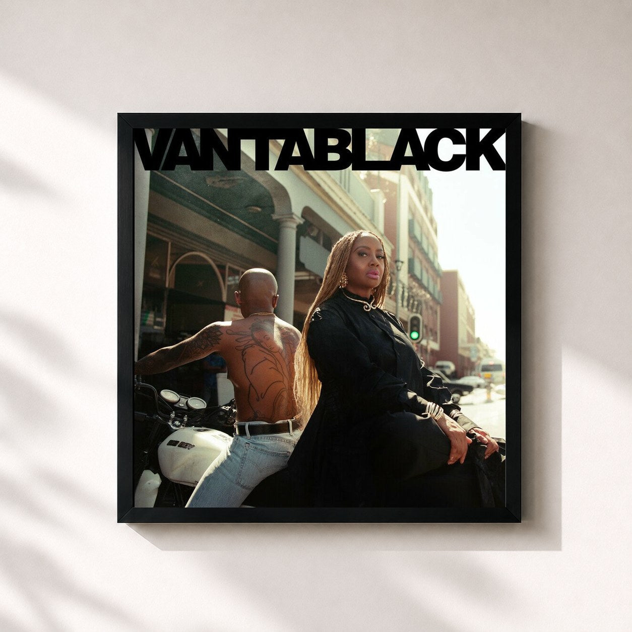 #noir Tableau carré de l'album VANTABLACK de Lalah Hathaway, cadre noir 32x32 cm