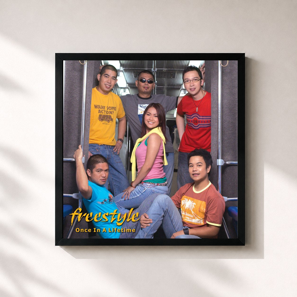#noir Tableau carré de l'album Once In A Lifetime de Freestyle, cadre noir 32x32 cm
