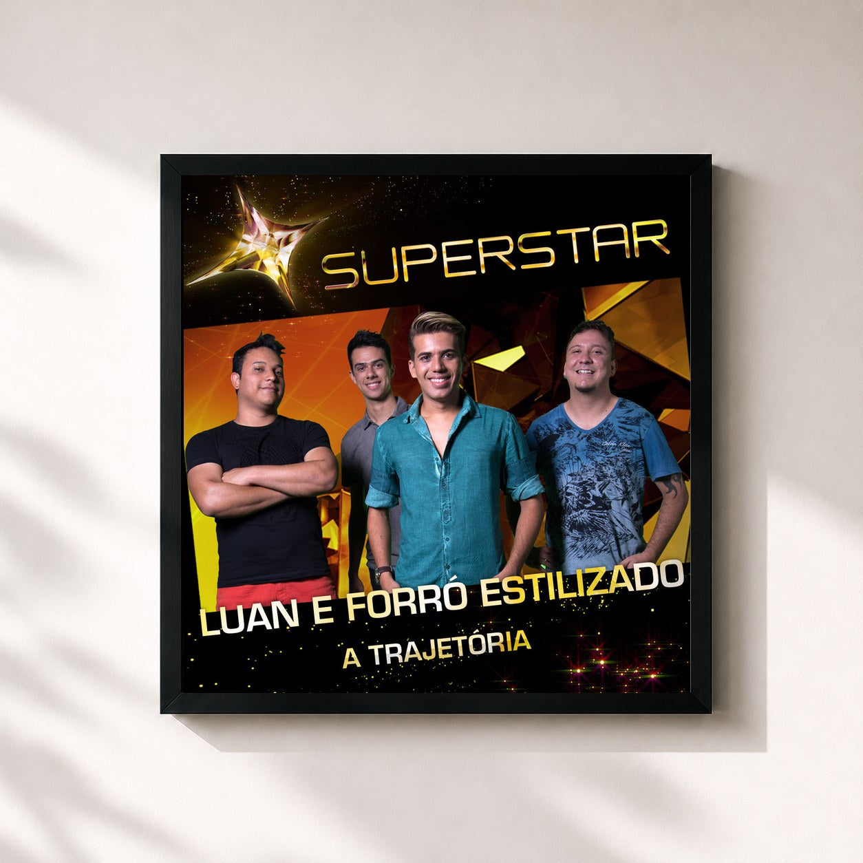 #noir Tableau carré de l'album Luan e Forró Estilizado - A Trajetória (Superstar) de Luan Estilizado, cadre noir 32x32 cm