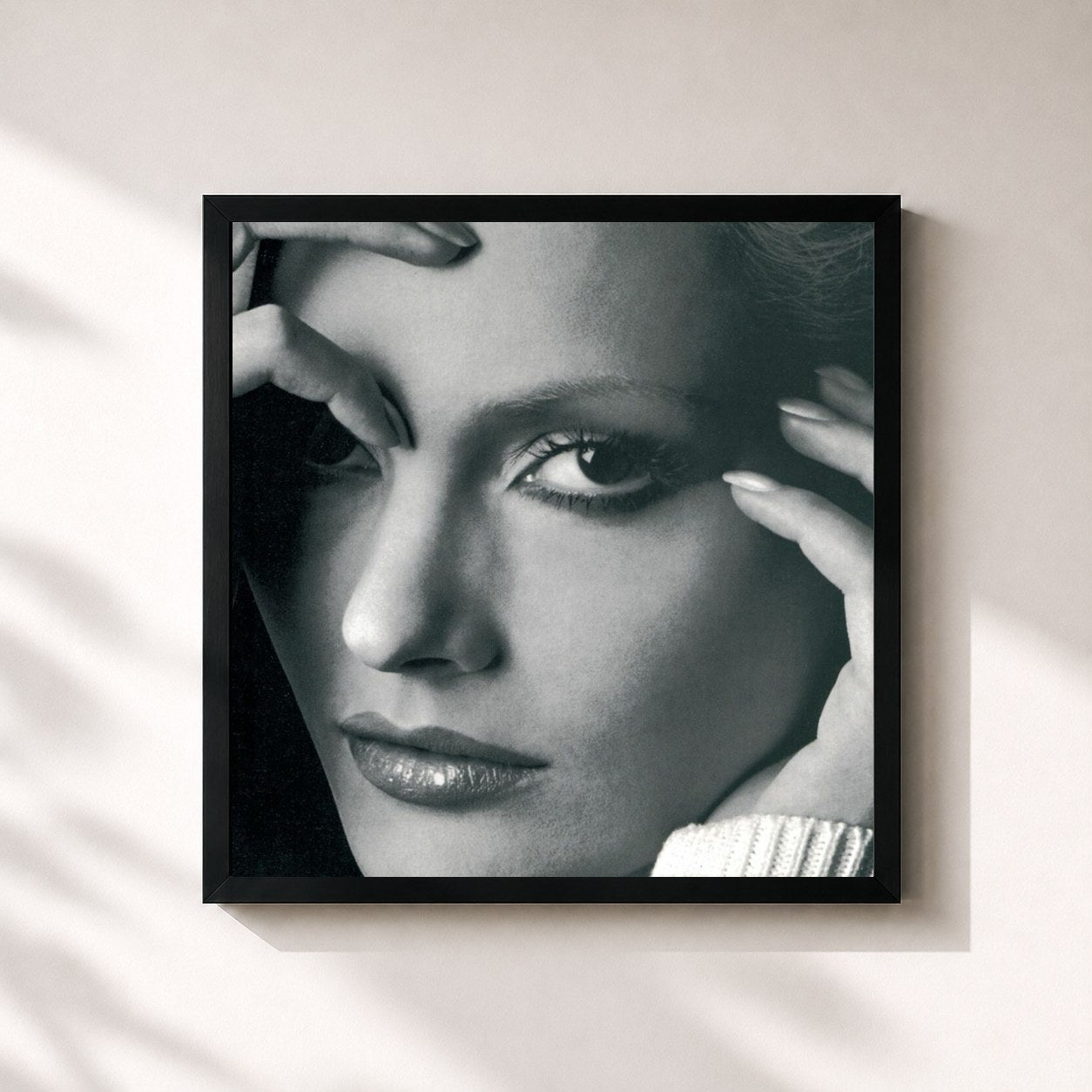 #noir Tableau carré de l'album Tutti i brividi del mondo de Anna Oxa, cadre noir 32x32 cm