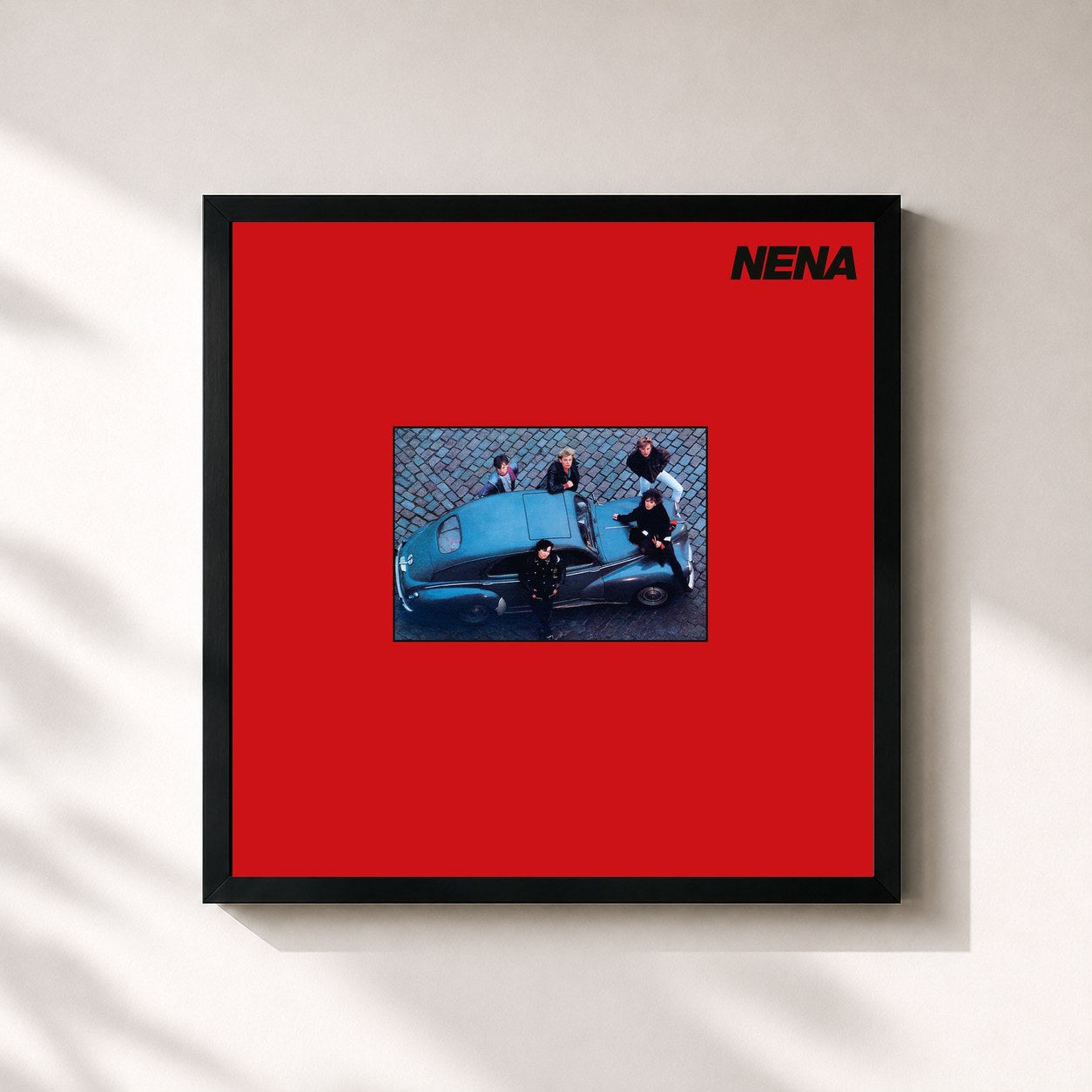 #noir Tableau carré de l'album NENA (Remastered & Selected Works) de Nena, cadre noir 32x32 cm
