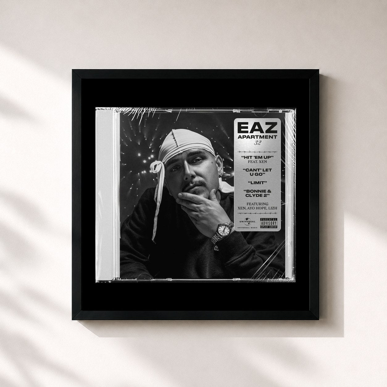 #noir Tableau carré de l'album Apartment 32 de EAZ, cadre noir 32x32 cm