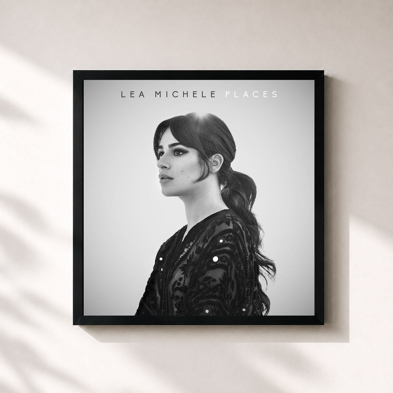 #noir Tableau carré de l'album Places de Lea Michele, cadre noir 32x32 cm
