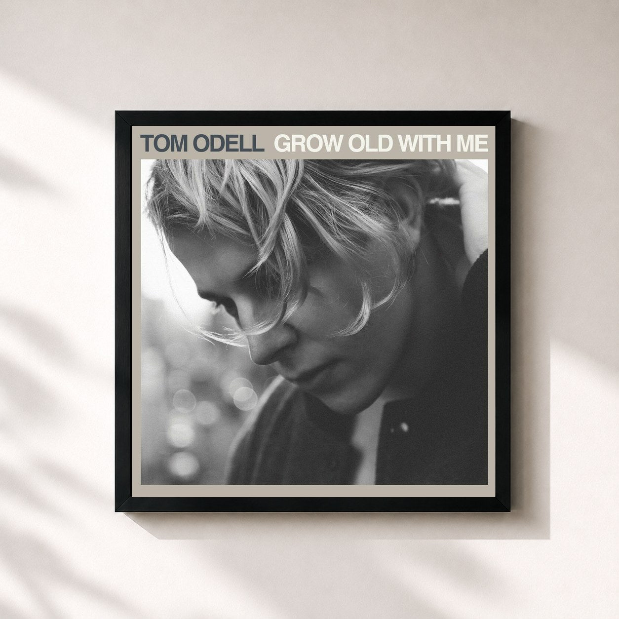 #noir Tableau carré de l'album Grow Old With Me de Tom Odell, cadre noir 32x32 cm