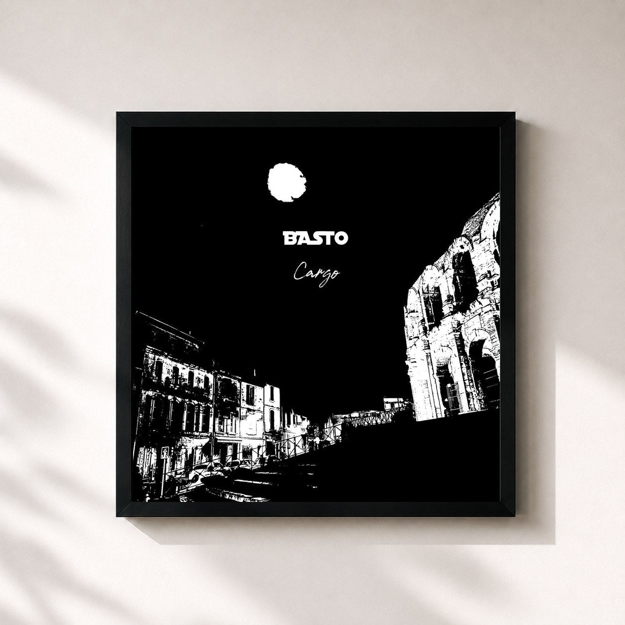 #noir Tableau carré de l'album Cargo de Basto, cadre noir 32x32 cm