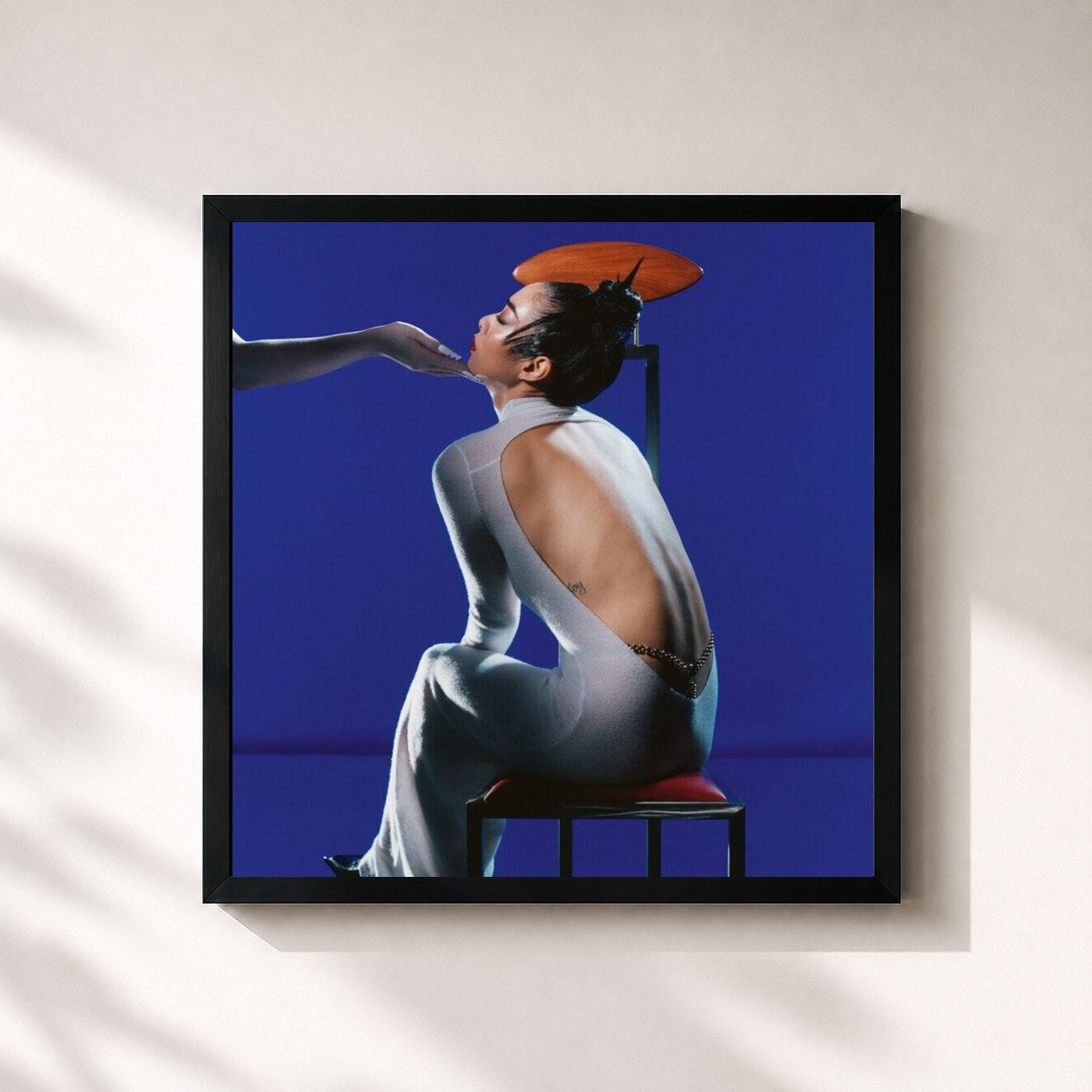 #noir Tableau carré de l'album Hold The Girl de Rina Sawayama, cadre noir 32x32 cm