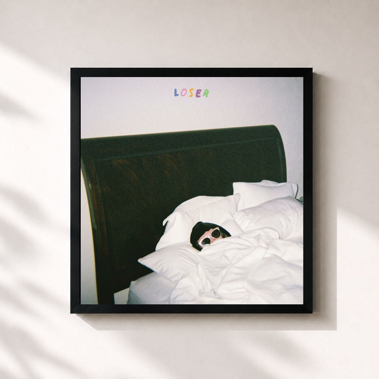 #noir Tableau carré de l'album Loser de Sasha Alex Sloan, cadre noir 32x32 cm