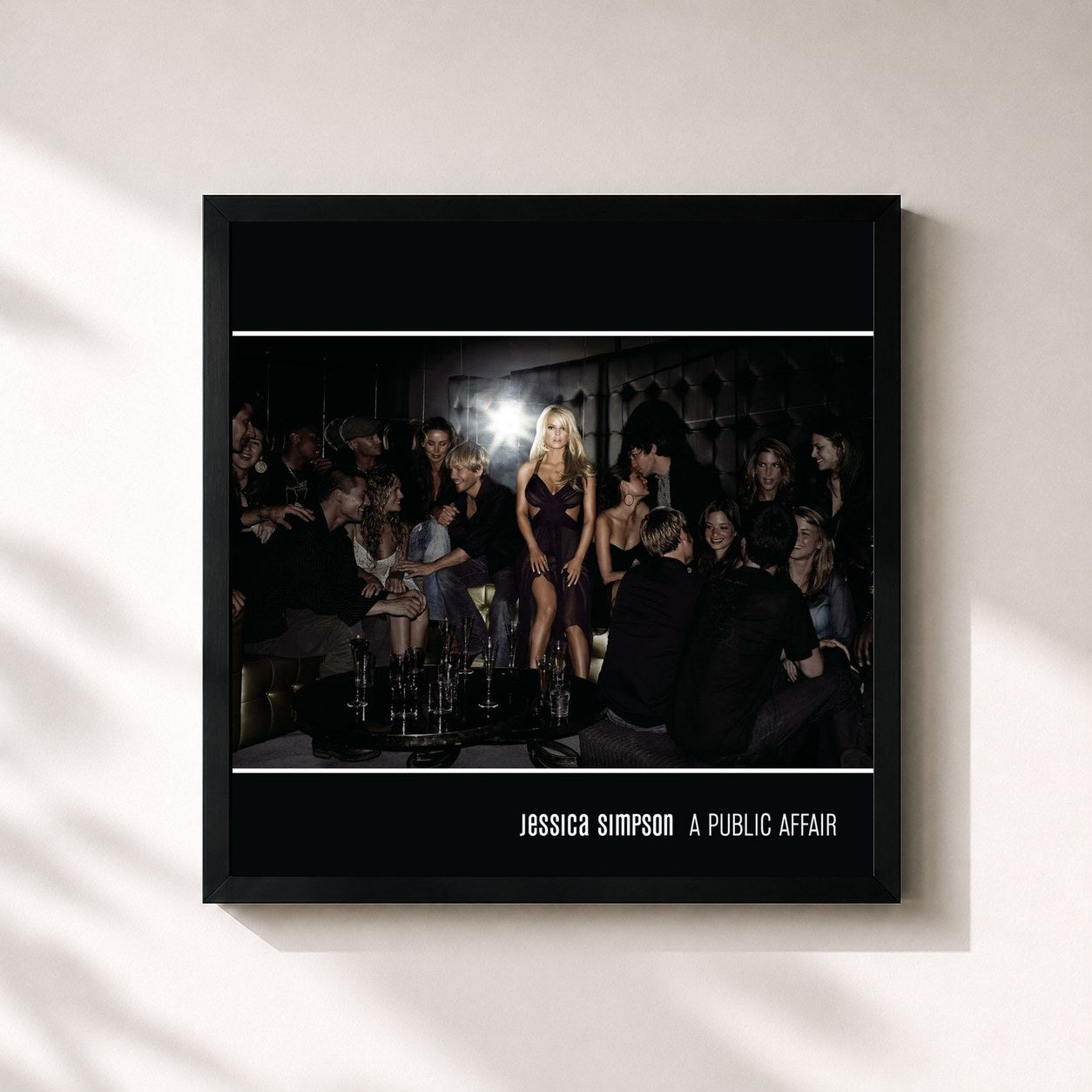 #noir Tableau carré de l'album A Public Affair EP de Jessica Simpson, cadre noir 32x32 cm