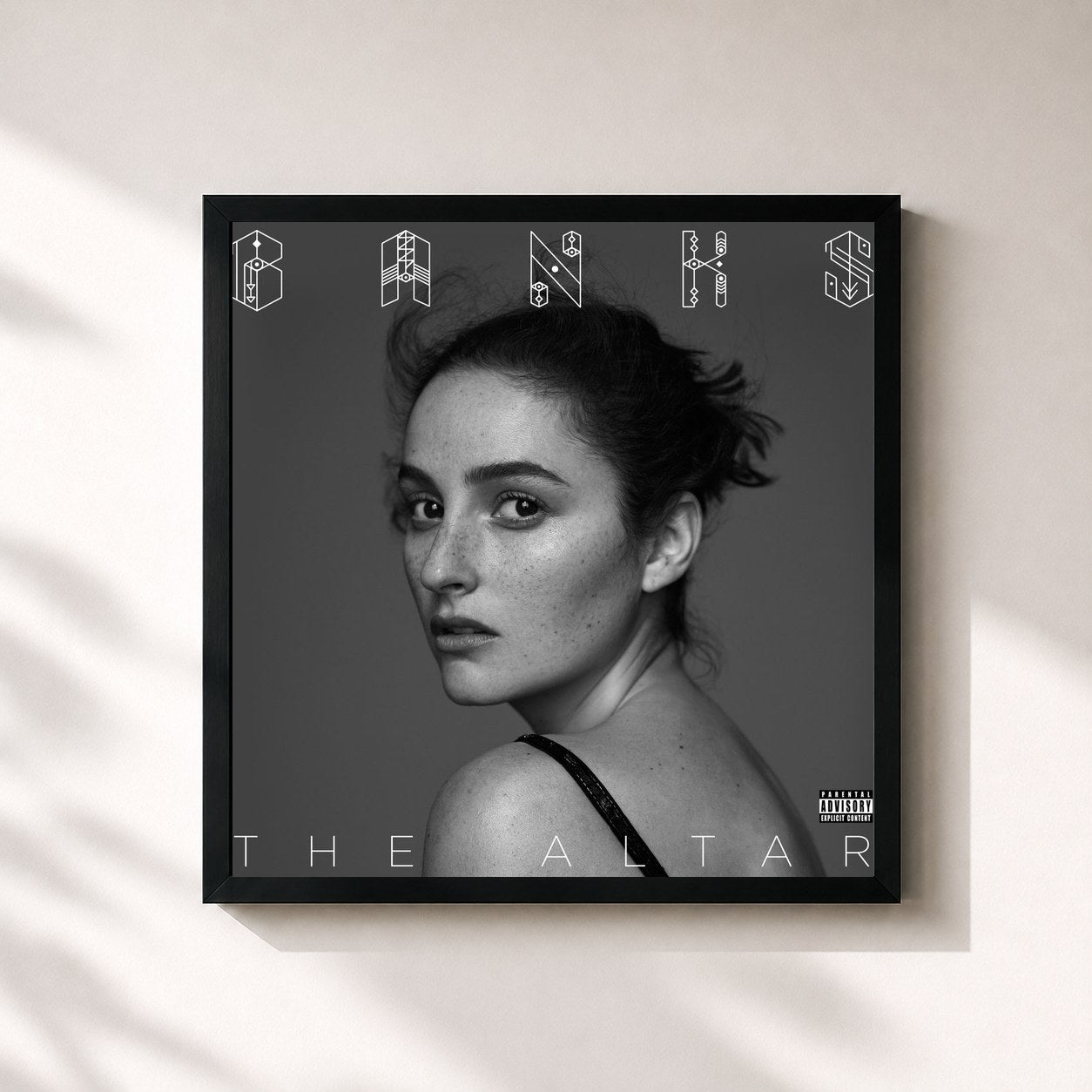 #noir Tableau carré de l'album The Altar de Banks, cadre noir 32x32 cm