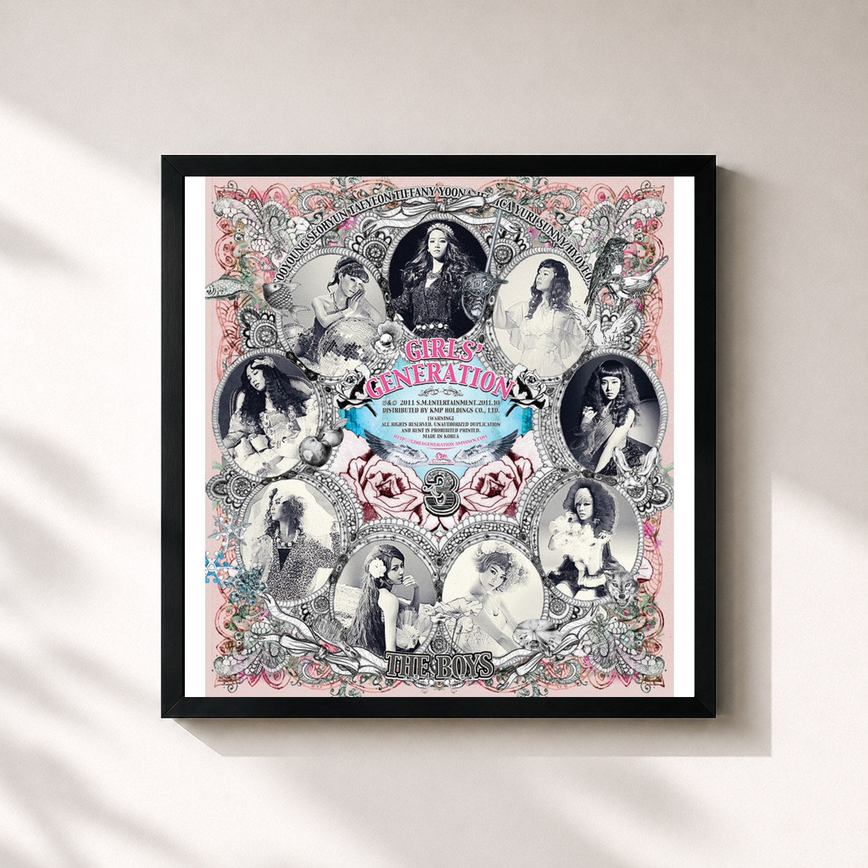 #noir Tableau carré de l'album The Boys - The 3rd Album de Girls' Generation, cadre noir 32x32 cm