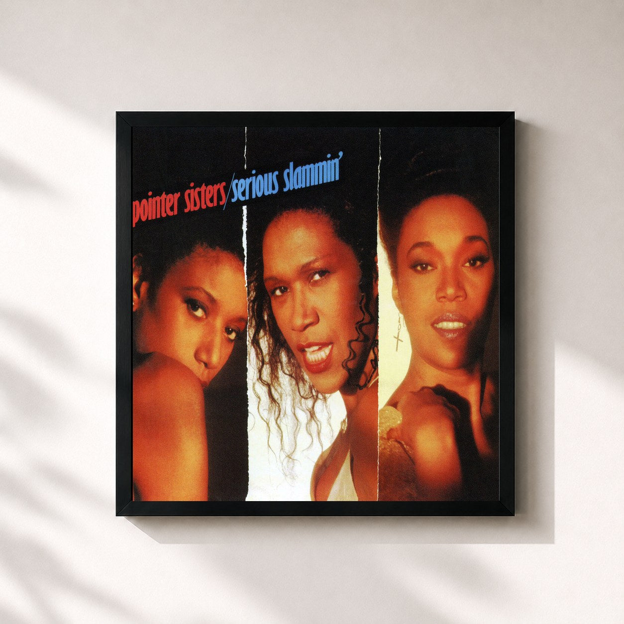 #noir Tableau carré de l'album Serious Slammin' (Expanded Edition) de The Pointer Sisters, cadre noir 32x32 cm