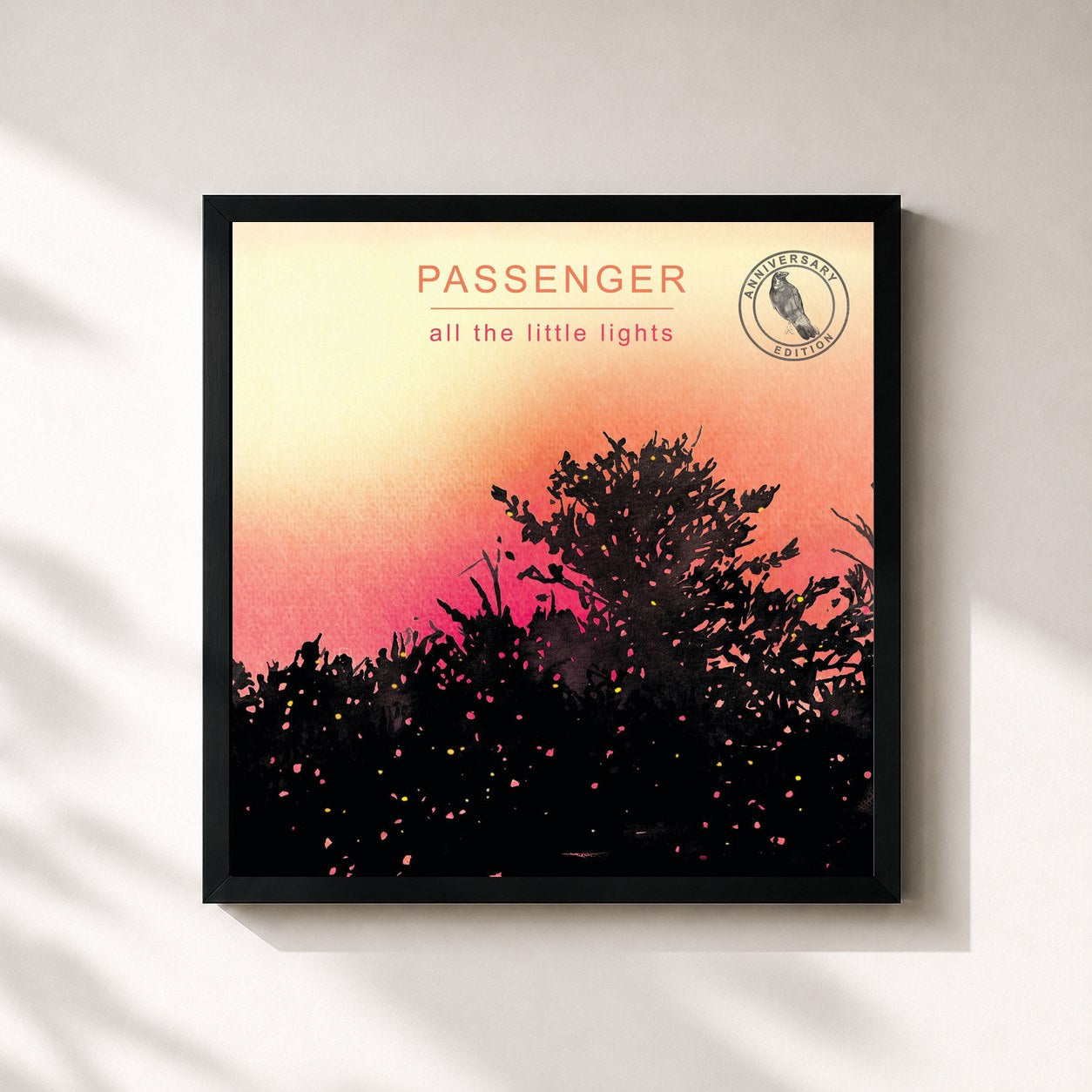 #noir Tableau carré de l'album All the Little Lights (Anniversary Edition) de Passenger, cadre noir 32x32 cm