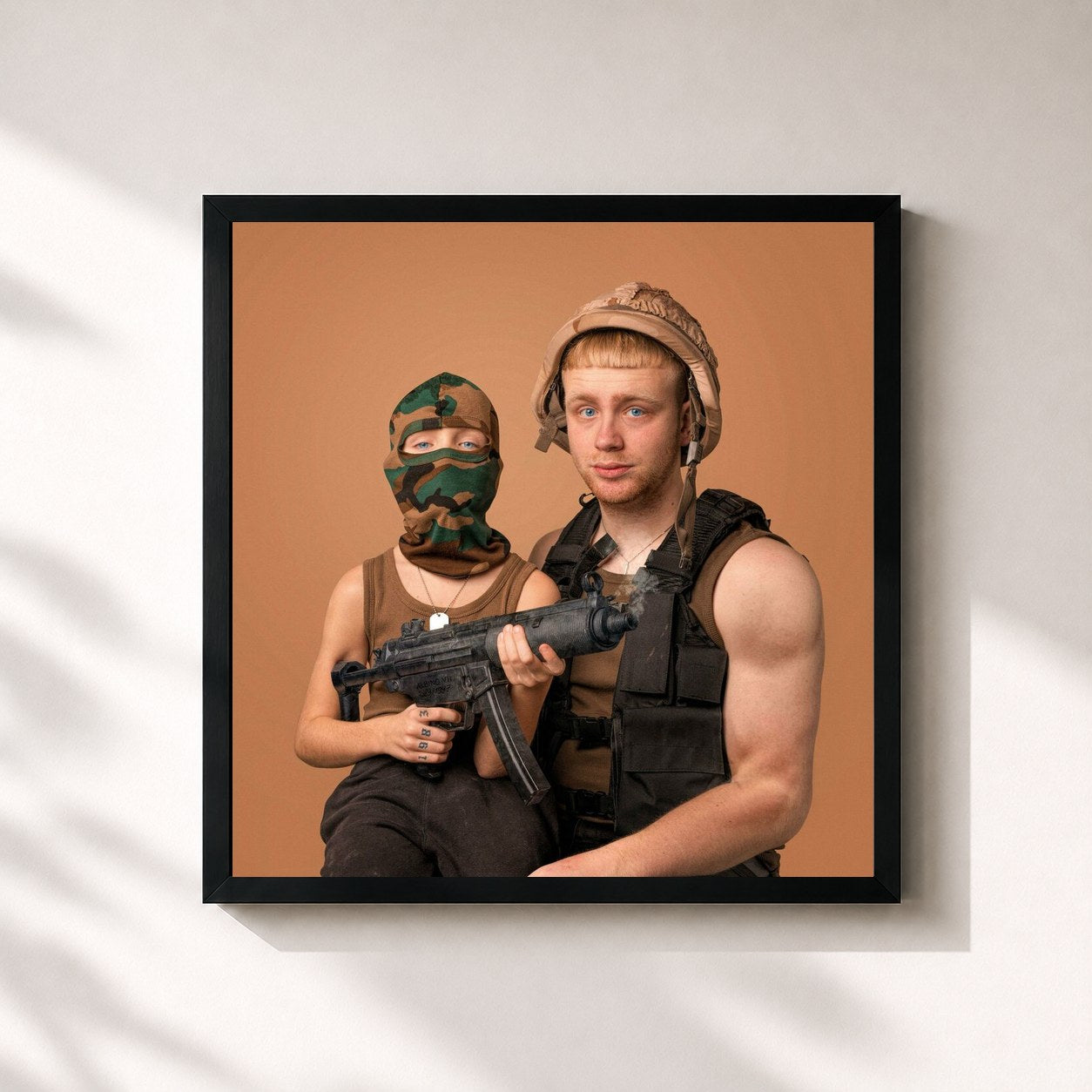 #noir Tableau carré de l'album Albino de Joost, cadre noir 32x32 cm