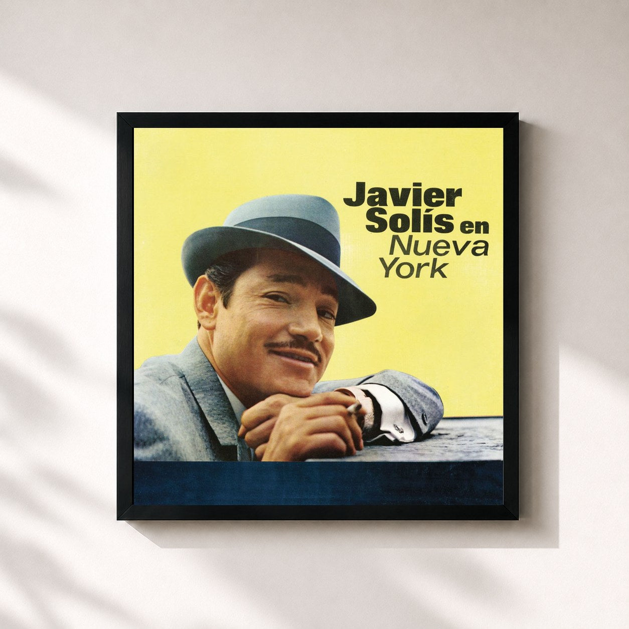 #noir Tableau carré de l'album Javier En New York de Javier Solis, cadre noir 32x32 cm