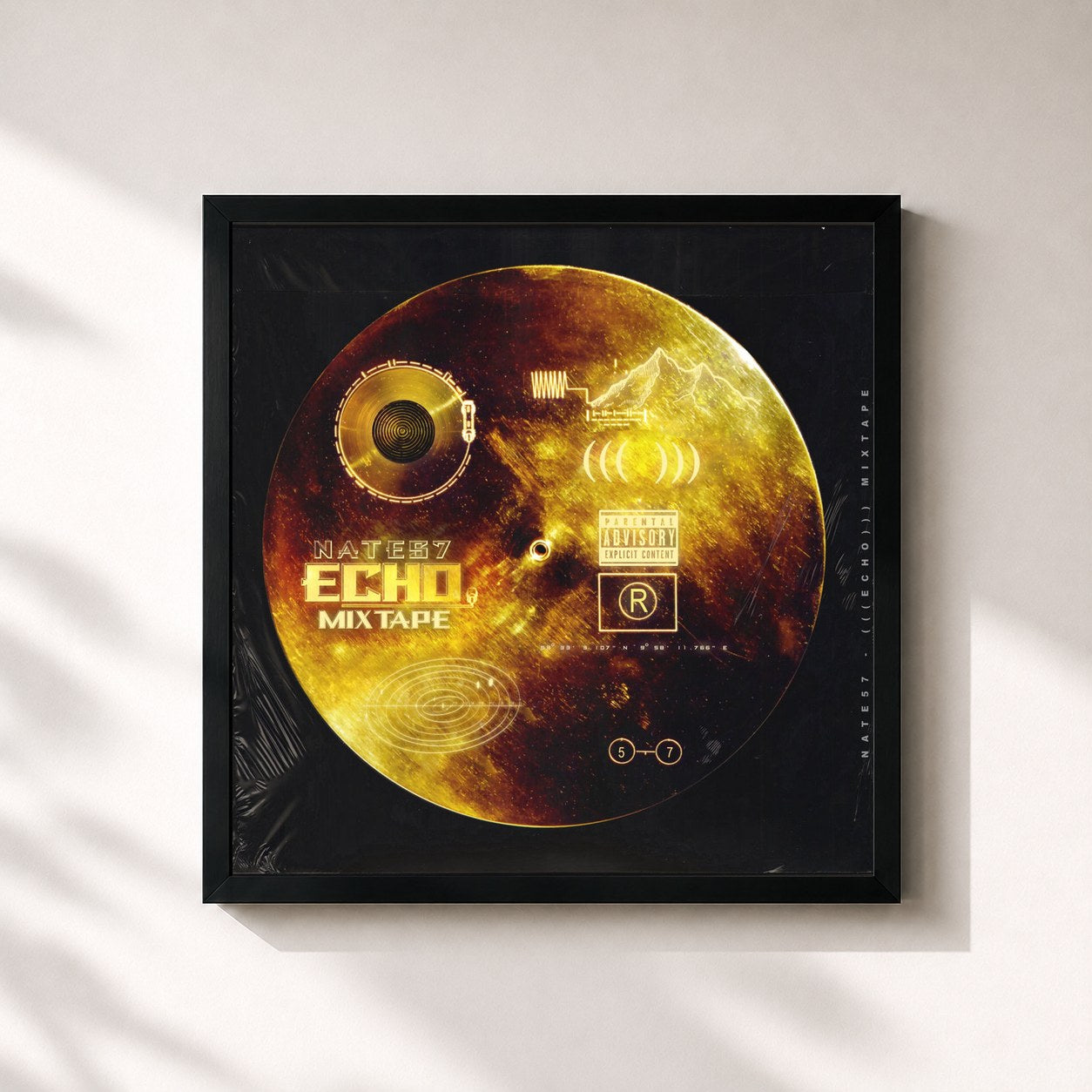 #noir Tableau carré de l'album Echo de Nate57, cadre noir 32x32 cm
