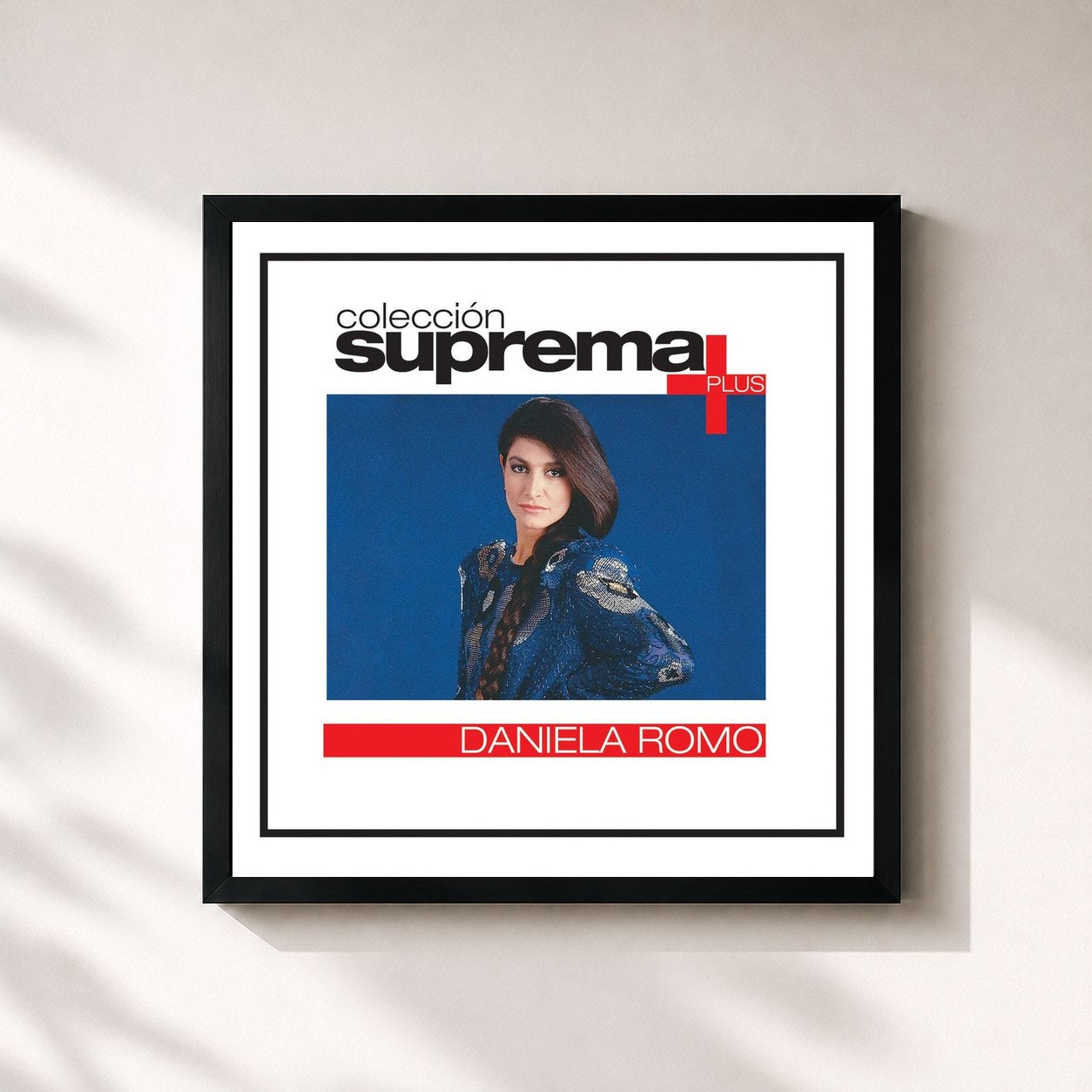 #noir Tableau carré de l'album Coleccion Suprema Plus- Daniela Romo de Daniela Romo, cadre noir 32x32 cm