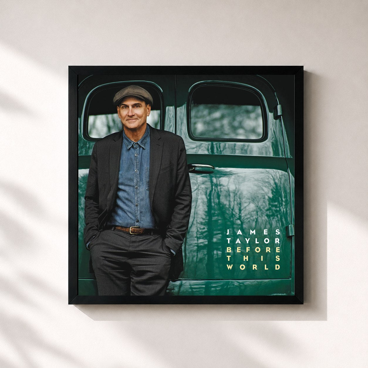 #noir Tableau carré de l'album Before This World de James Taylor, cadre noir 32x32 cm