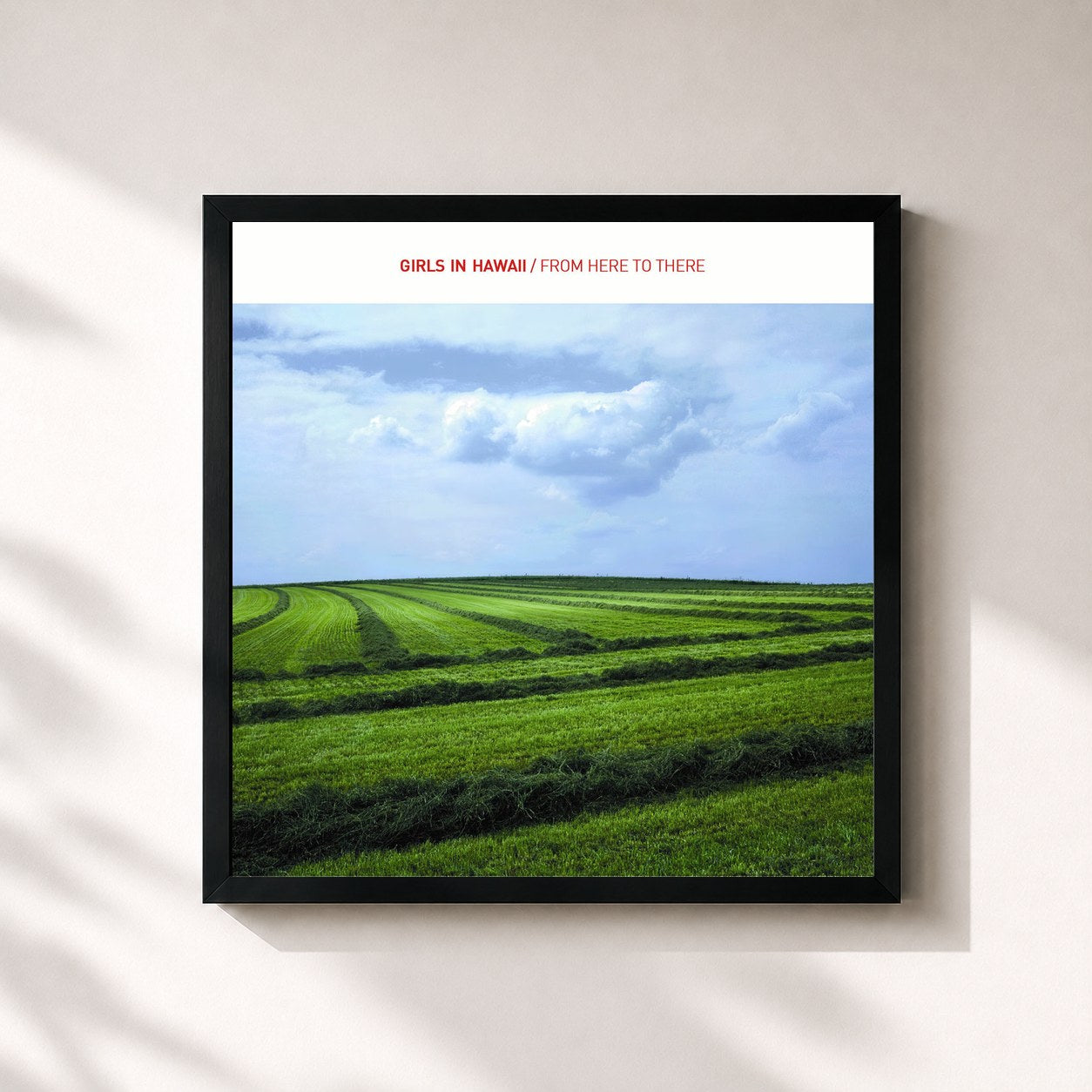 #noir Tableau carré de l'album From Here To There de Girls in Hawaii, cadre noir 32x32 cm