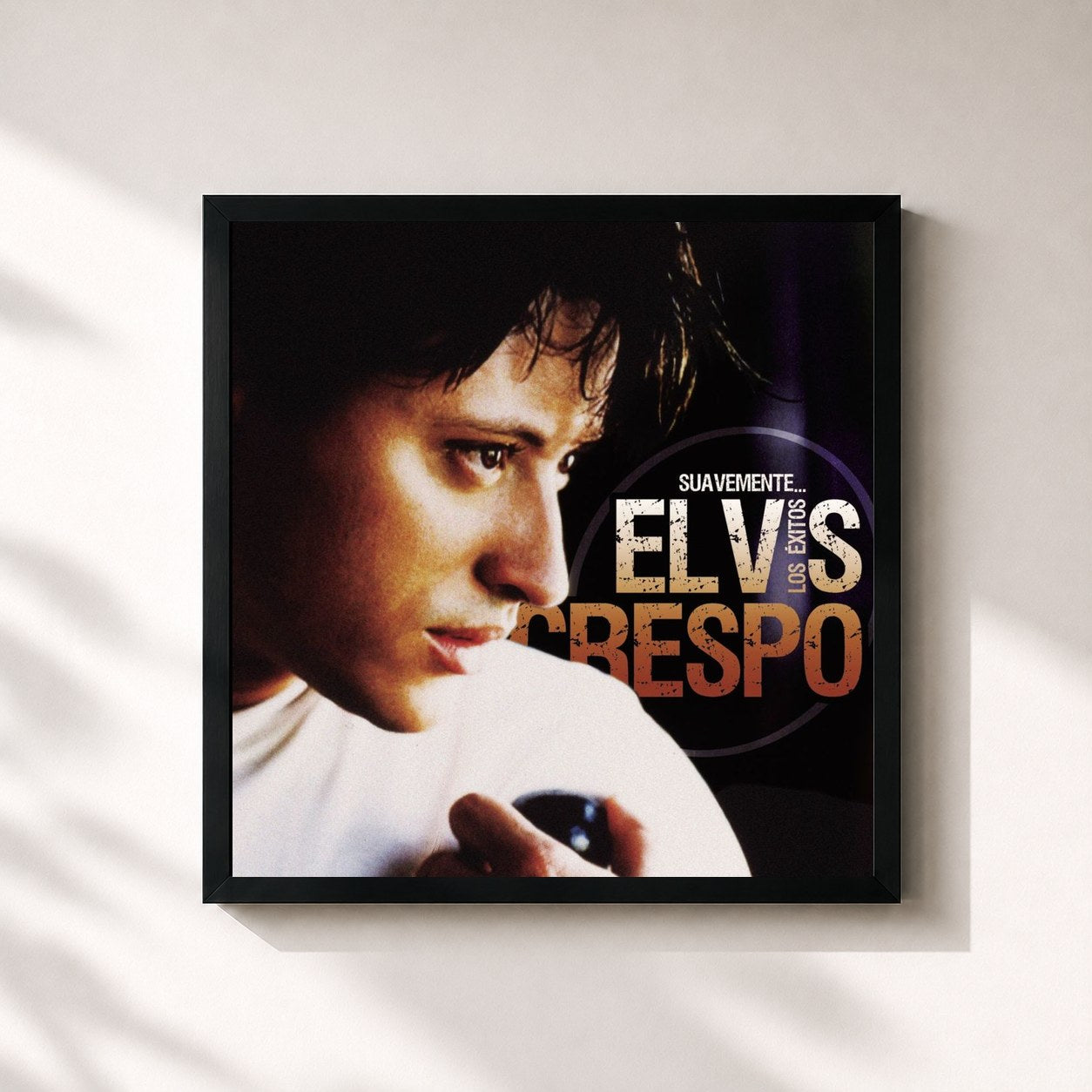 #noir Tableau carré de l'album Suavemente...Los Exitos de Elvis Crespo, cadre noir 32x32 cm