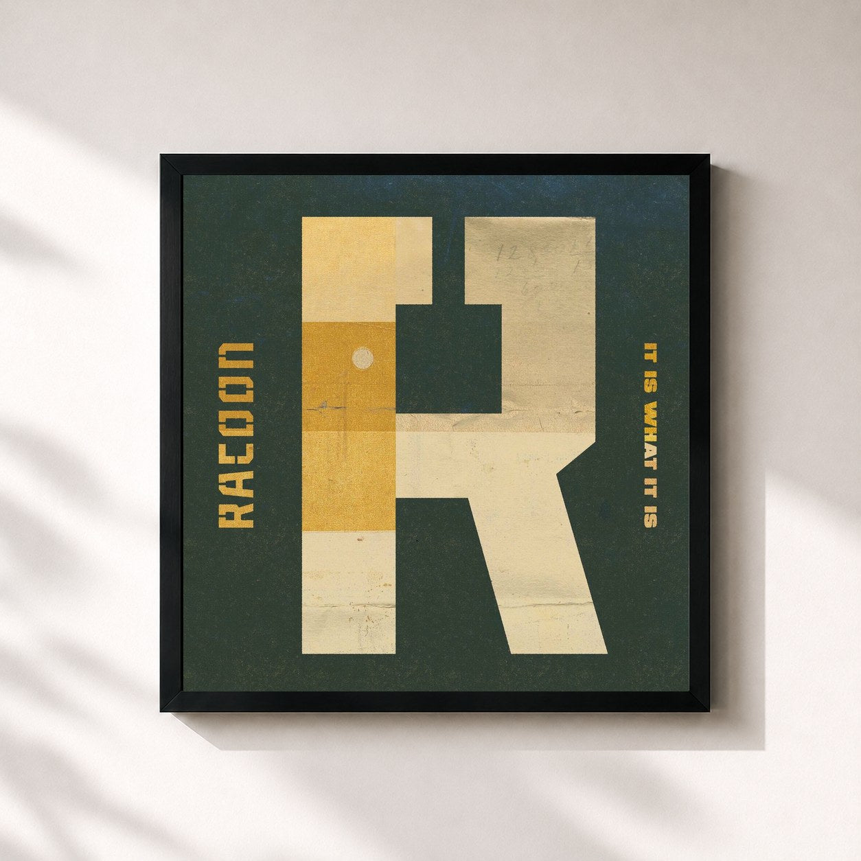 #noir Tableau carré de l'album It Is What It Is de Racoon, cadre noir 32x32 cm