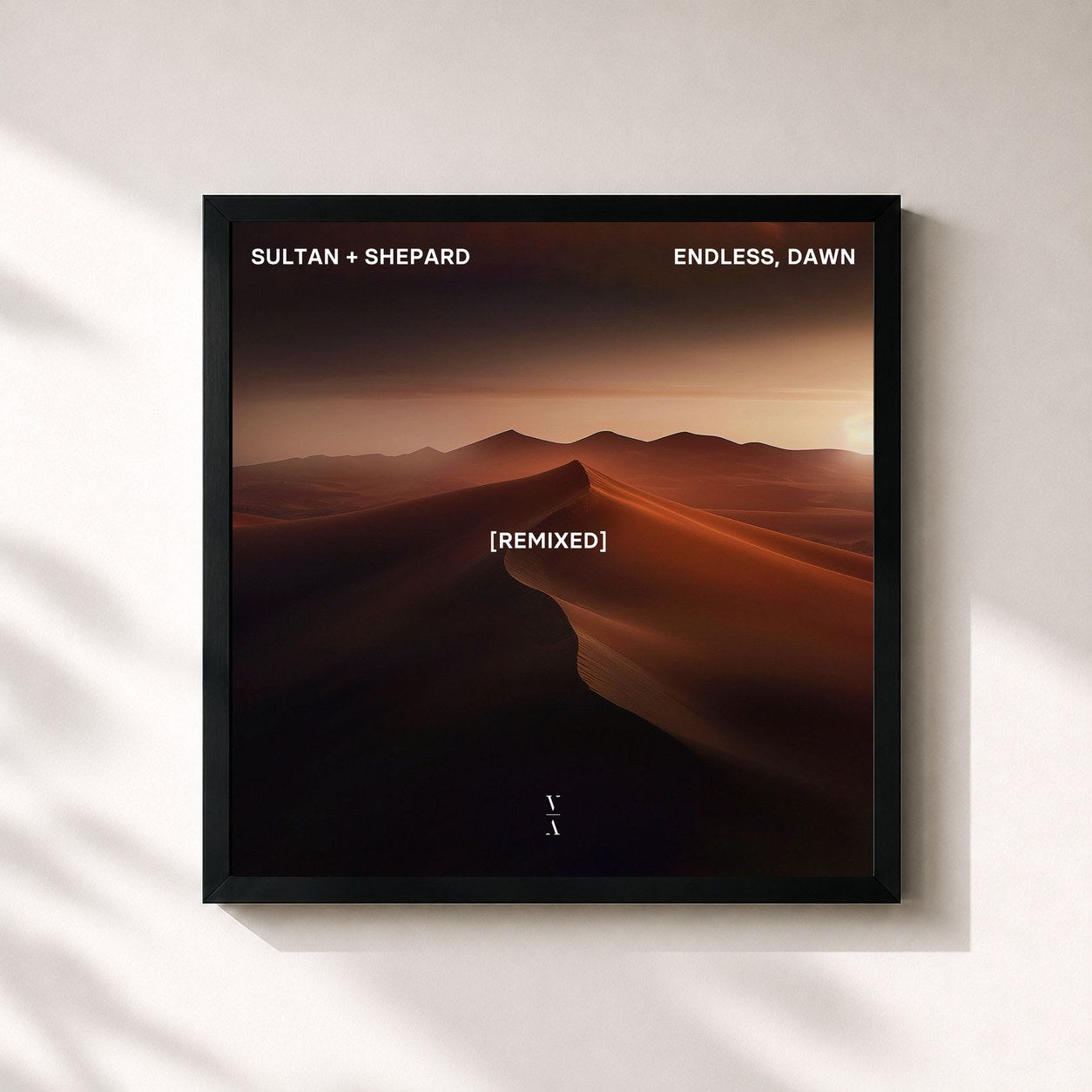 #noir Tableau carré de l'album Endless, Dawn Remixed de Sultan + Shepard, cadre noir 32x32 cm