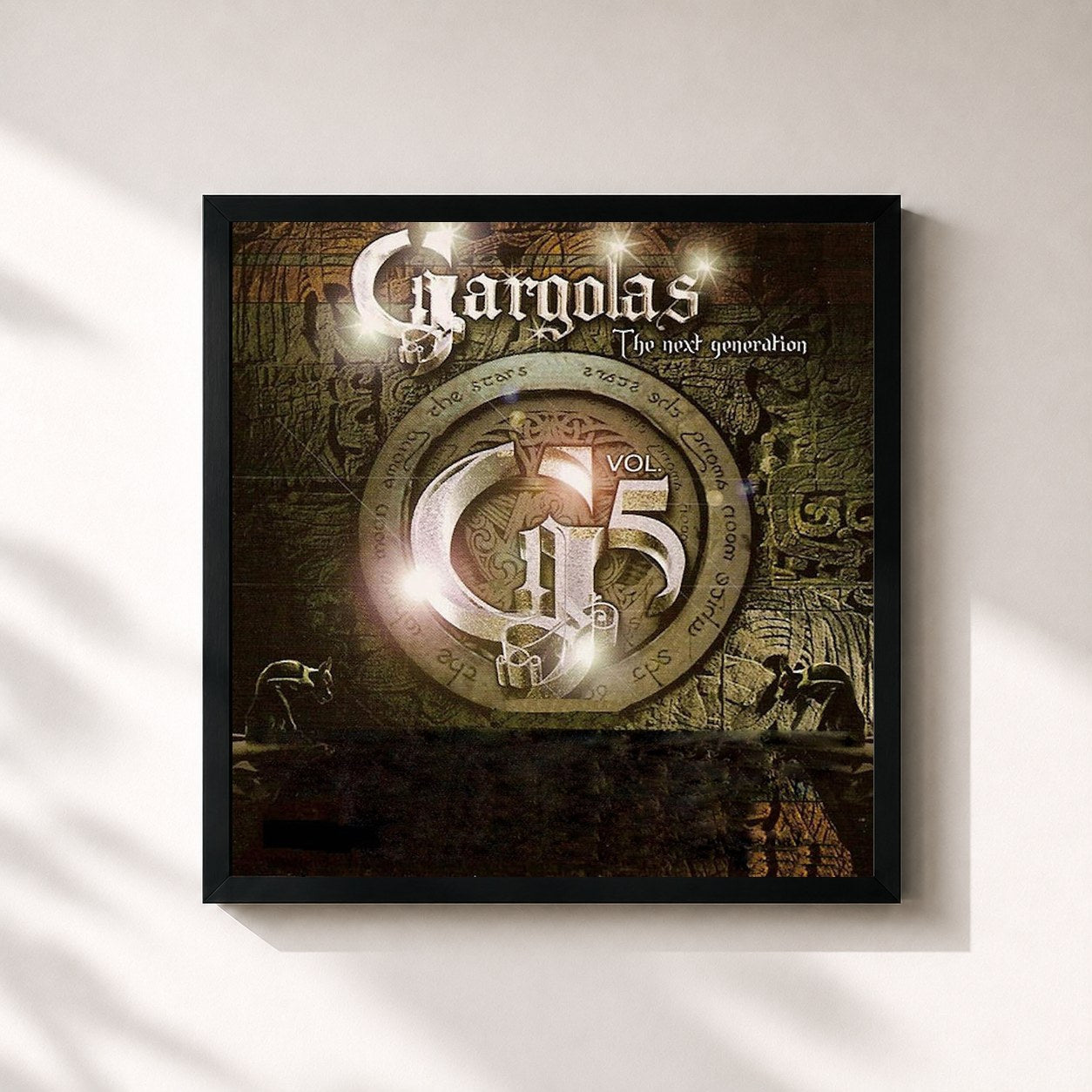 #noir Tableau carré de l'album Gargolas 5: The Next Generation de Alex Gargolas, cadre noir 32x32 cm
