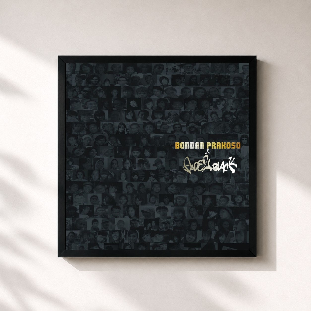 #noir Tableau carré de l'album For All de Bondan Prakoso, cadre noir 32x32 cm