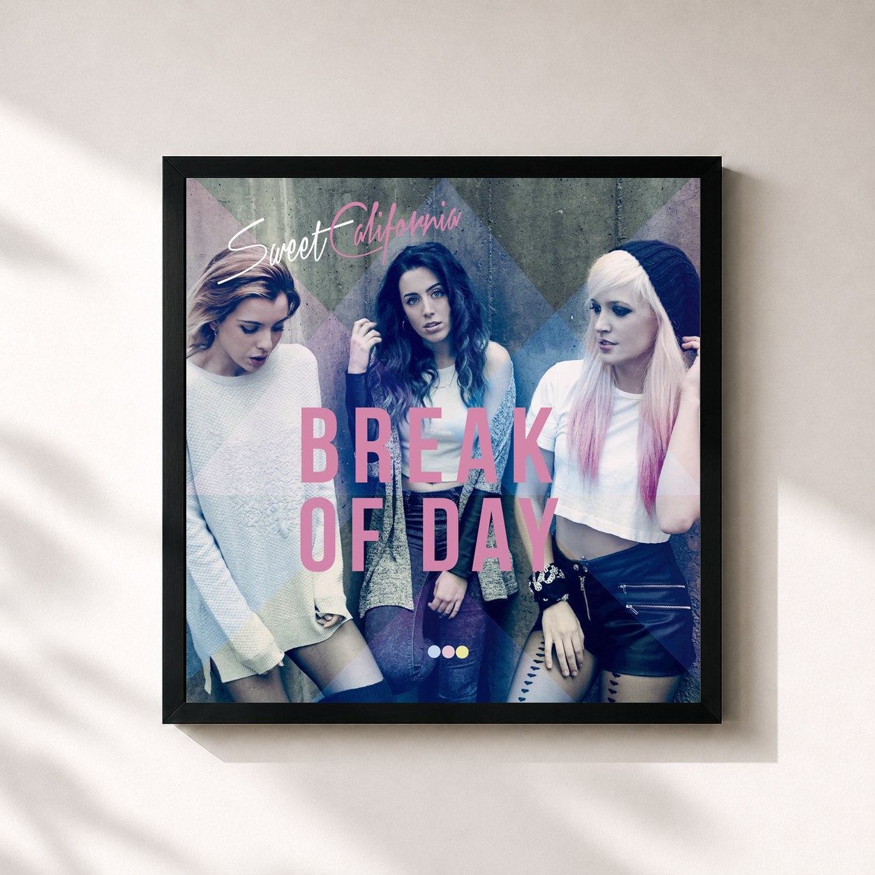 #noir Tableau carré de l'album Break of Day (Super Deluxe) de Sweet California, cadre noir 32x32 cm
