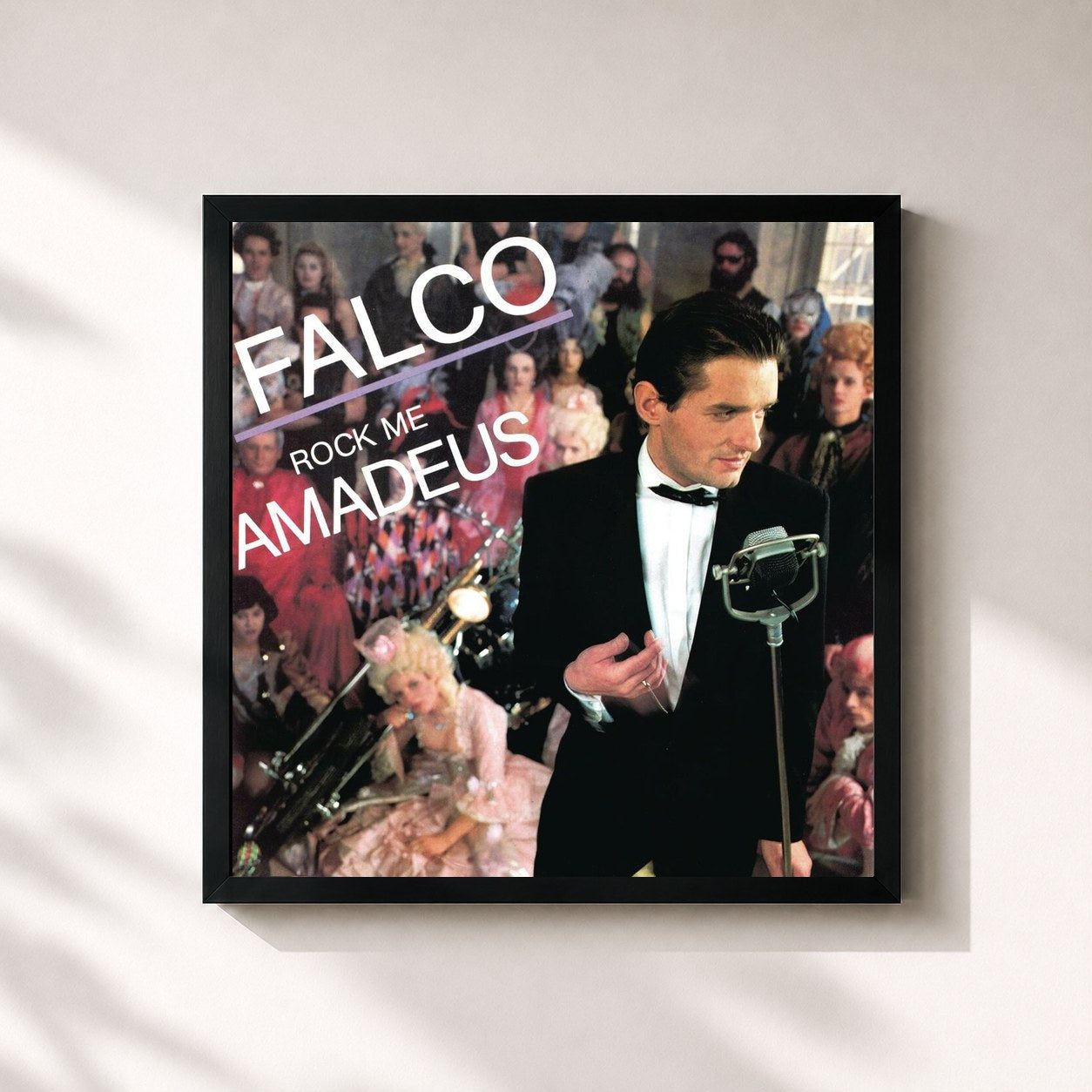 #noir Tableau carré de l'album Rock Me Amadeus 30th Anniversary de Falco, cadre noir 32x32 cm
