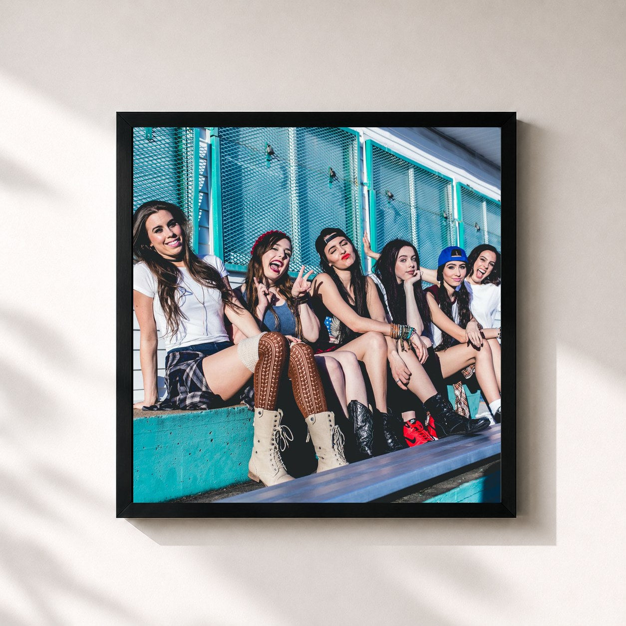 #noir Tableau carré de l'album Covers, Vol. 1 de Cimorelli, cadre noir 32x32 cm